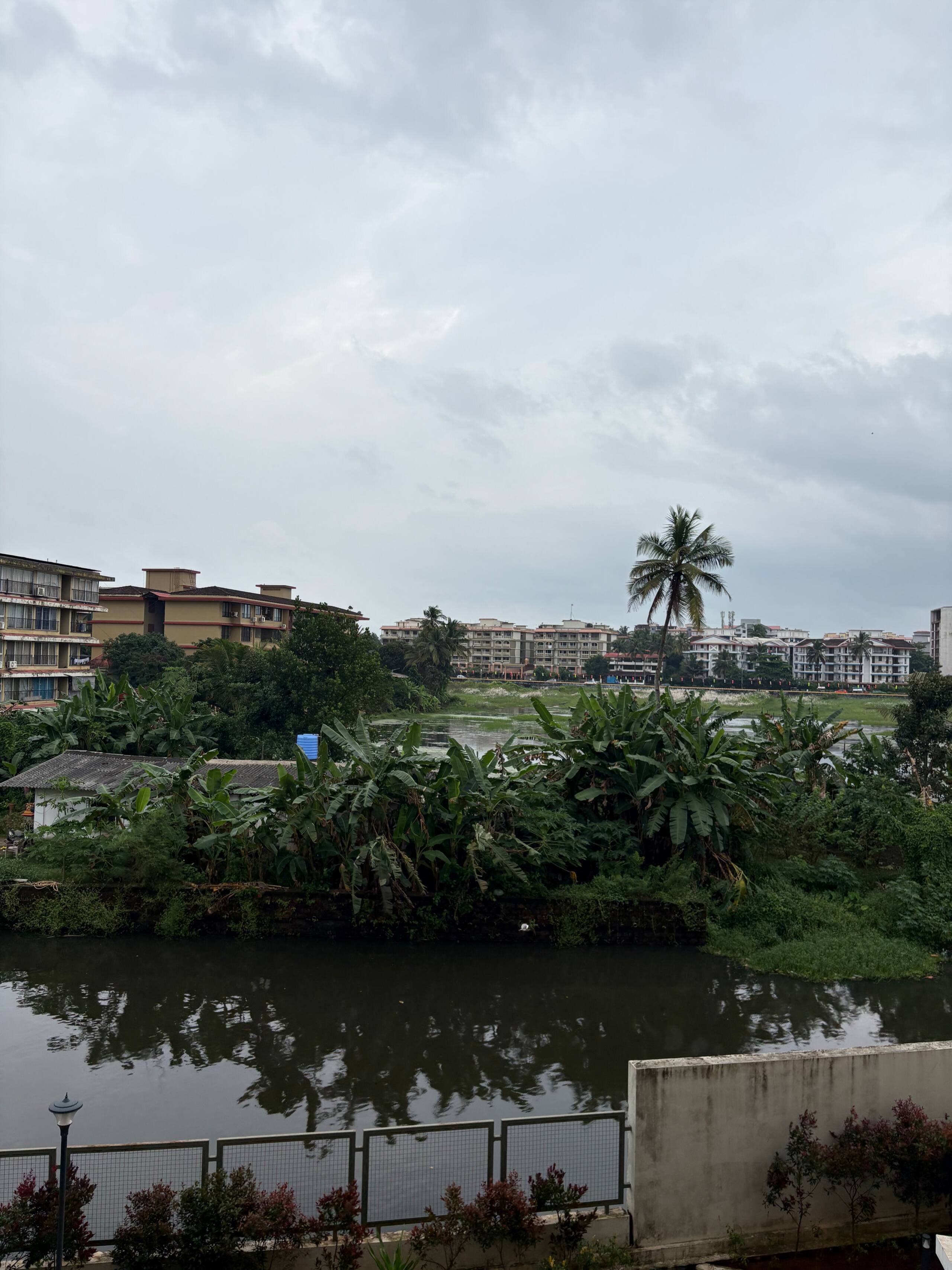 2BHK Suite | Panjim | Pool | 800m Beach 37