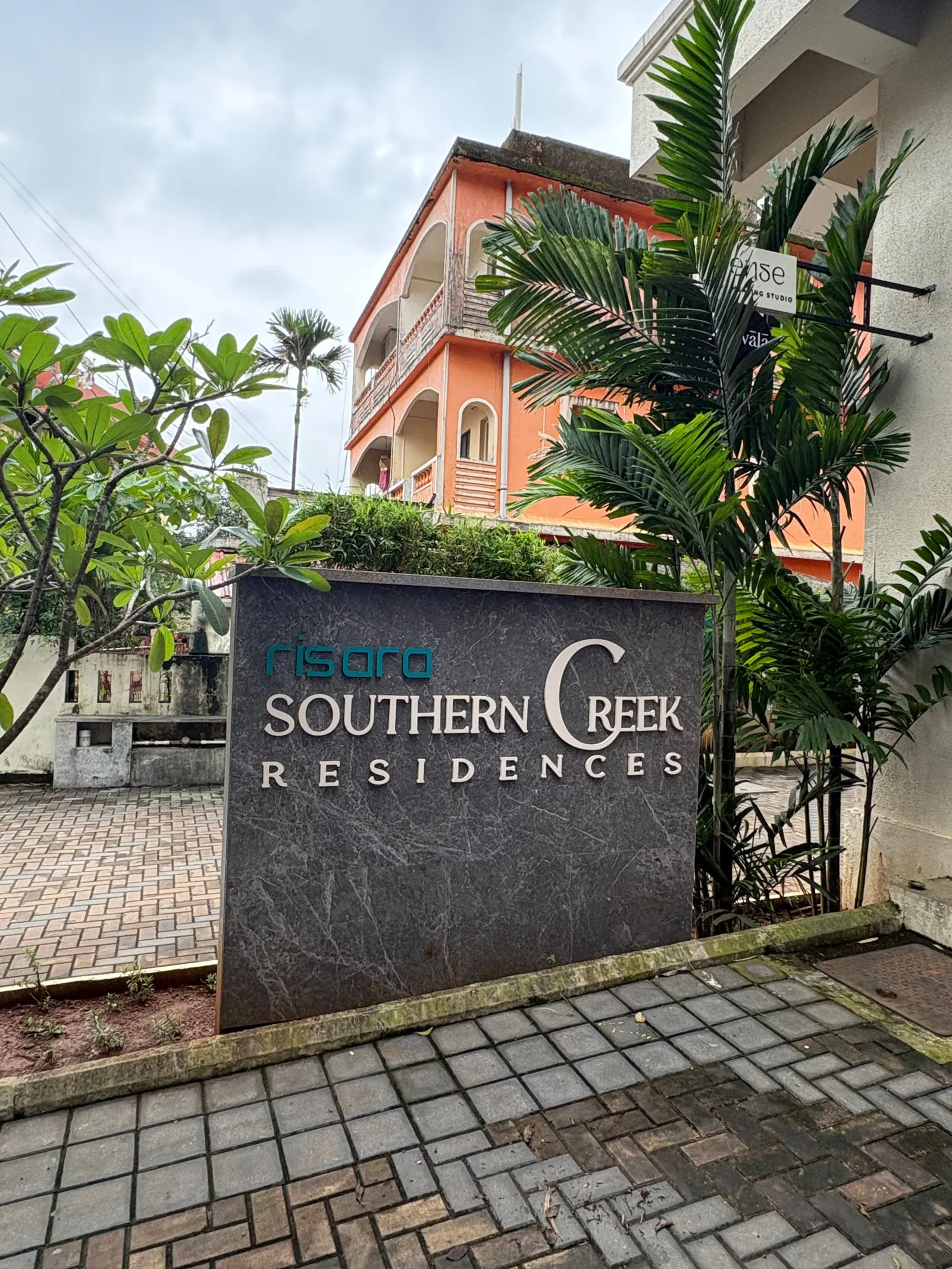 2BHK Suite Panjim Pool 800m Beach 31