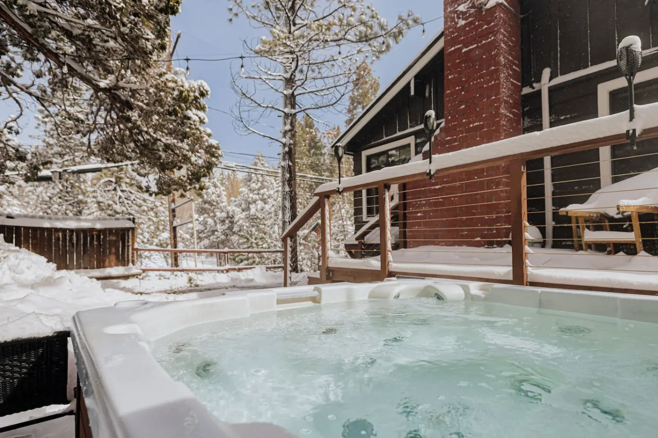 Modern Retreat | Spa, EV, Mountain Snow Views & BBQ