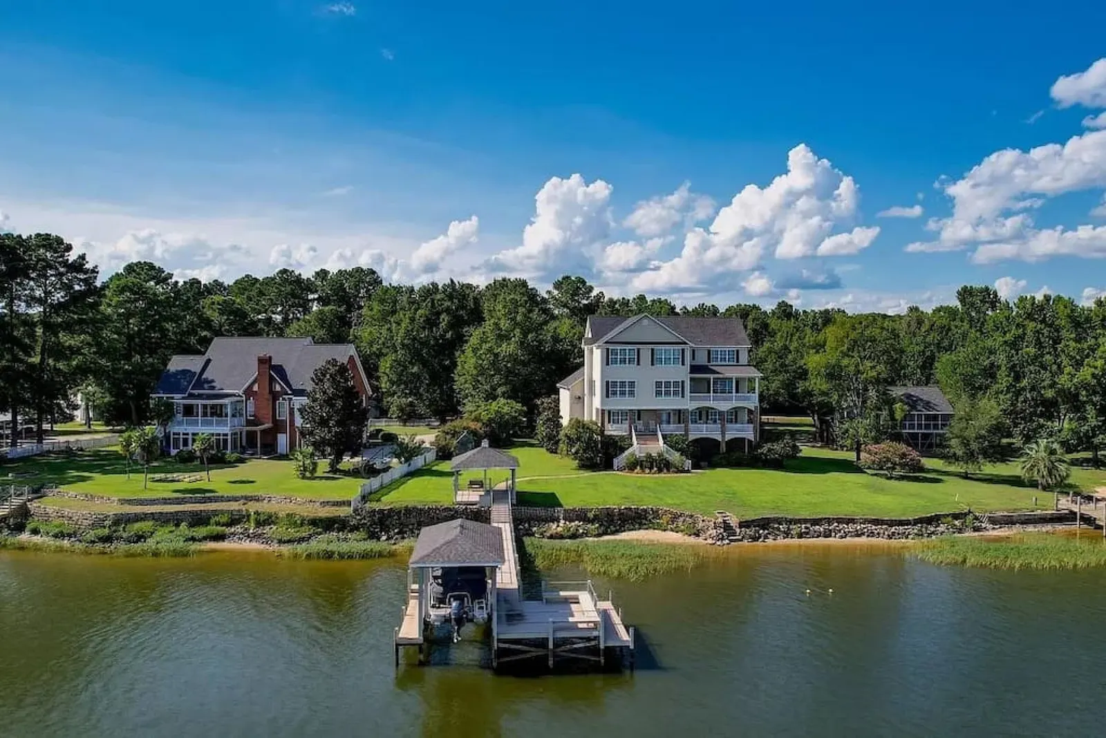 Lake Wateree Lodge