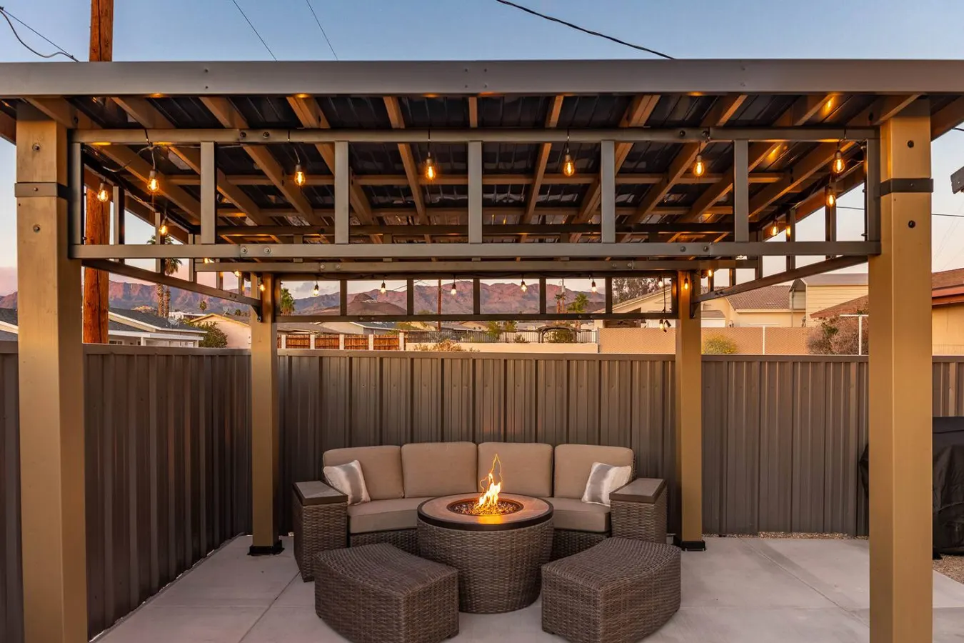 Havasu Breakwater - Pool, Spa, Fire Pit — photo 2