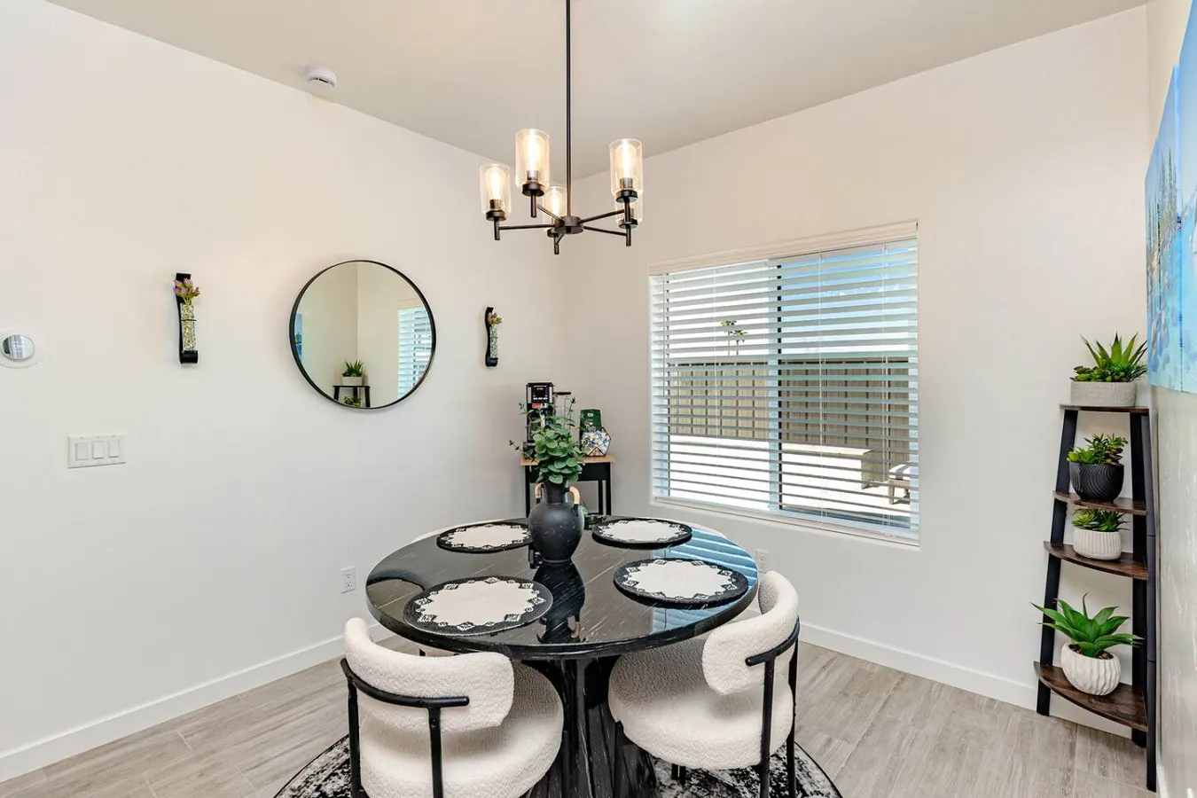 Havasu Breakwater - Pool, Spa, Fire Pit 11