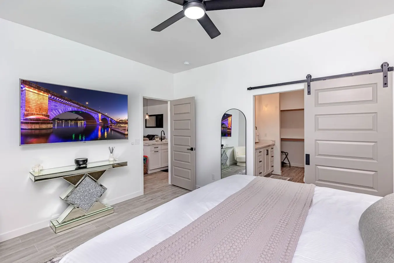 Havasu Breakwater - Pool, Spa, Fire Pit 13