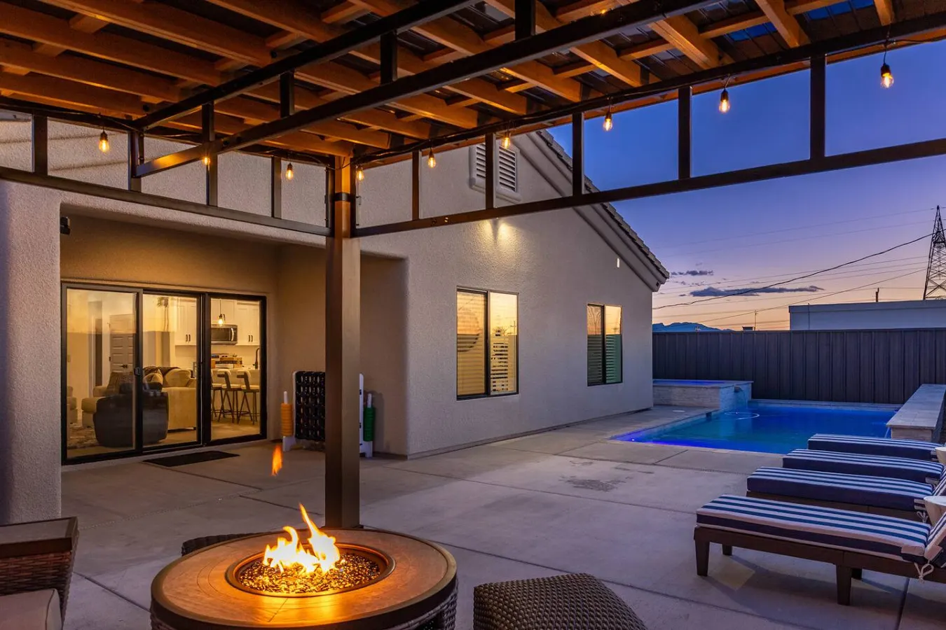 Havasu Breakwater - Pool, Spa, Fire Pit 8