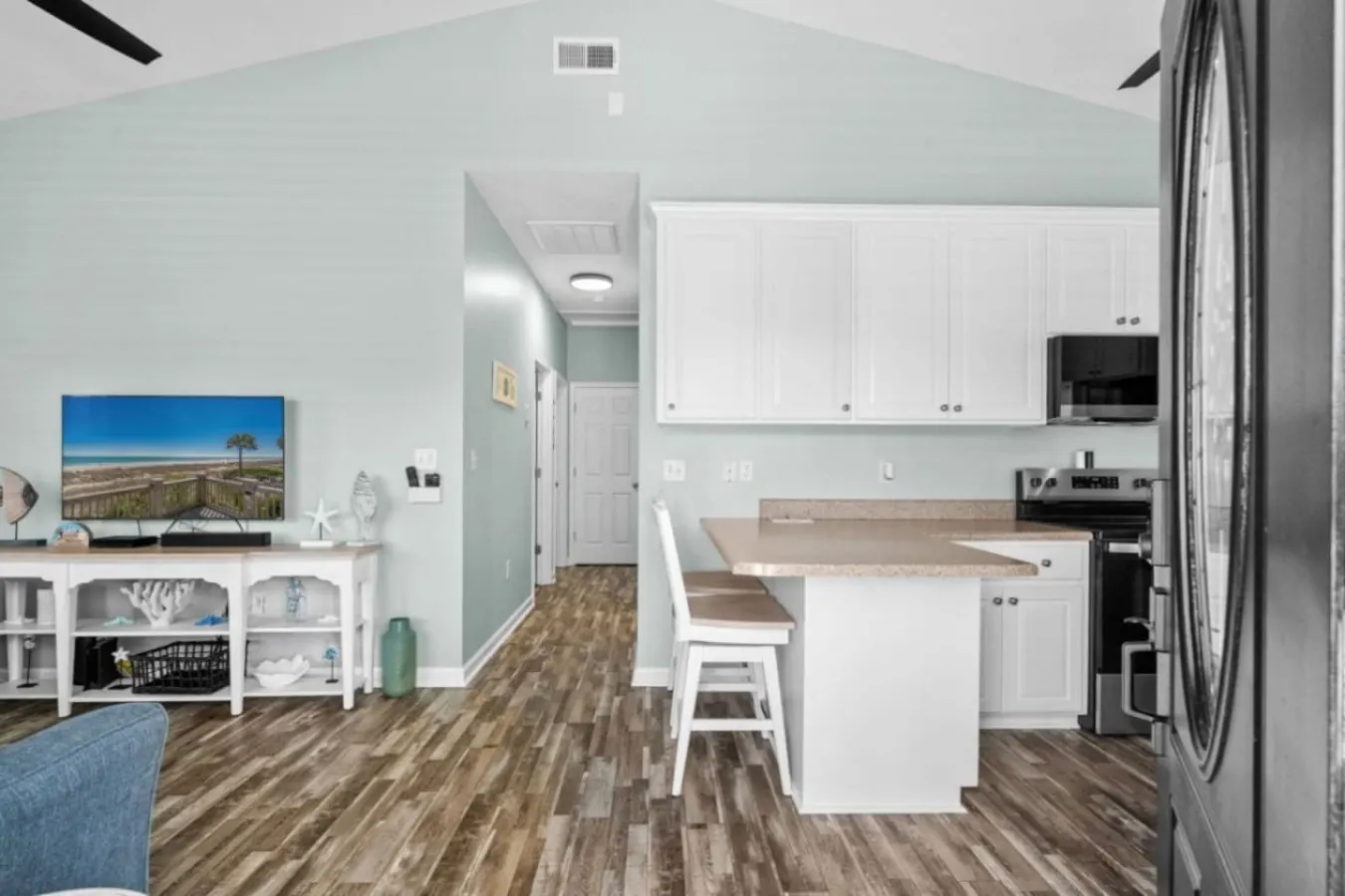 Beachside Bliss Pool Access, Porch & Outdoor TV 11