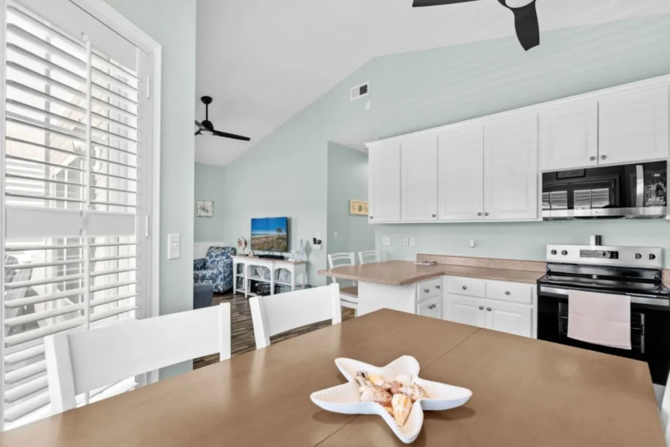 Beachside Bliss Pool Access, Porch & Outdoor TV 18