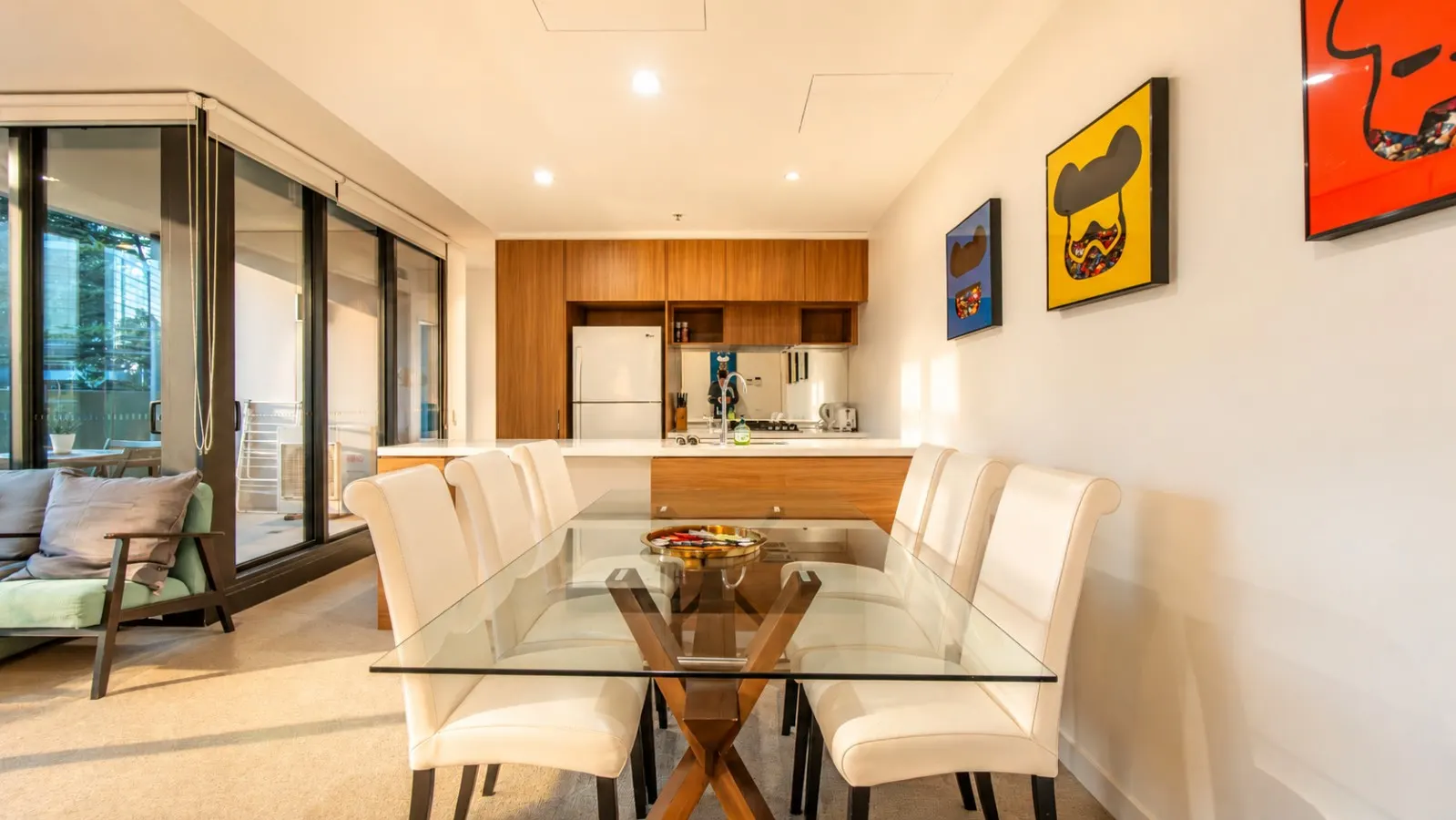 North Ryde 2BR + Study | Metro, Parking, Pool — photo 5