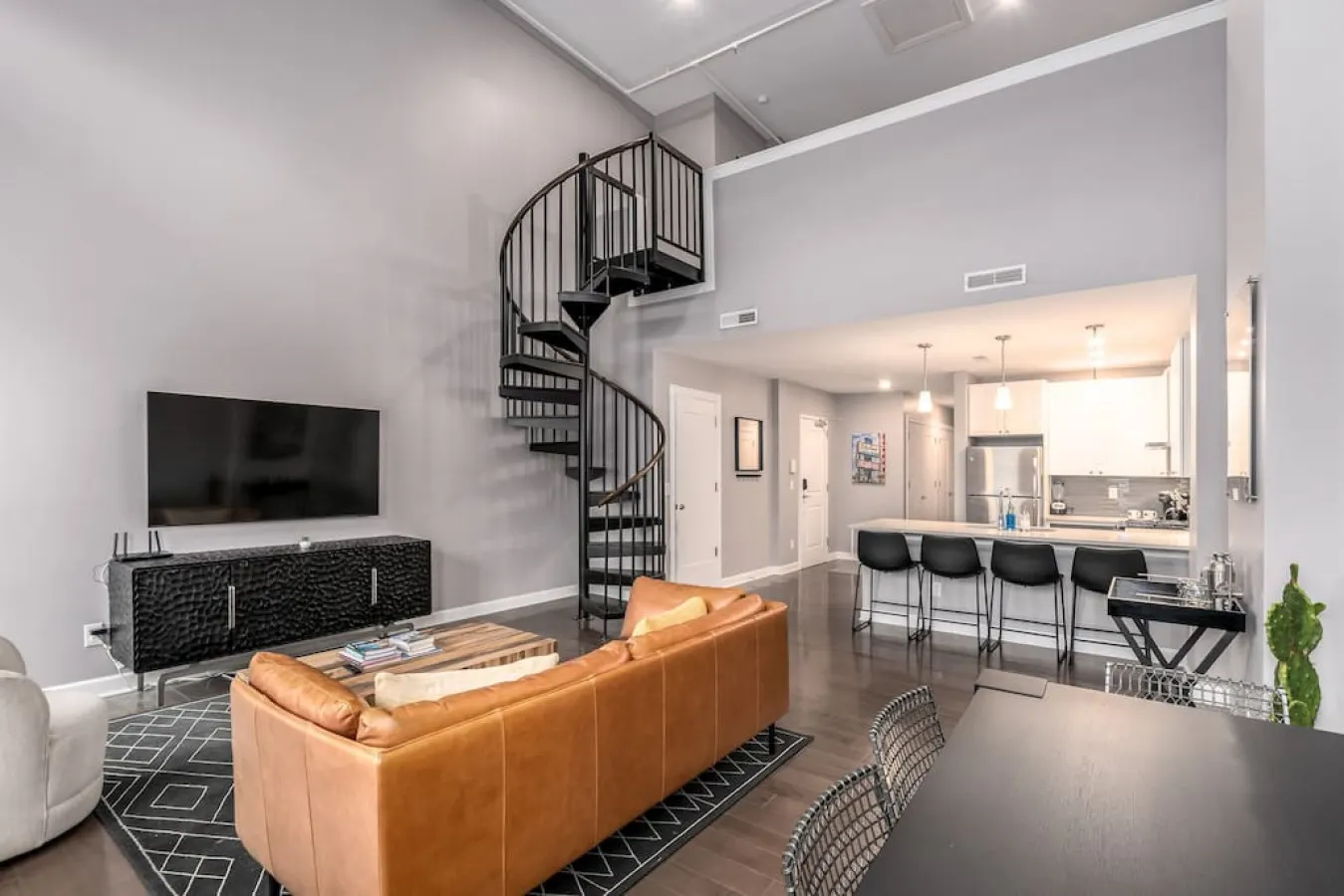Soaring 2-Bedroom Parkside Loft Walkable to it All 7