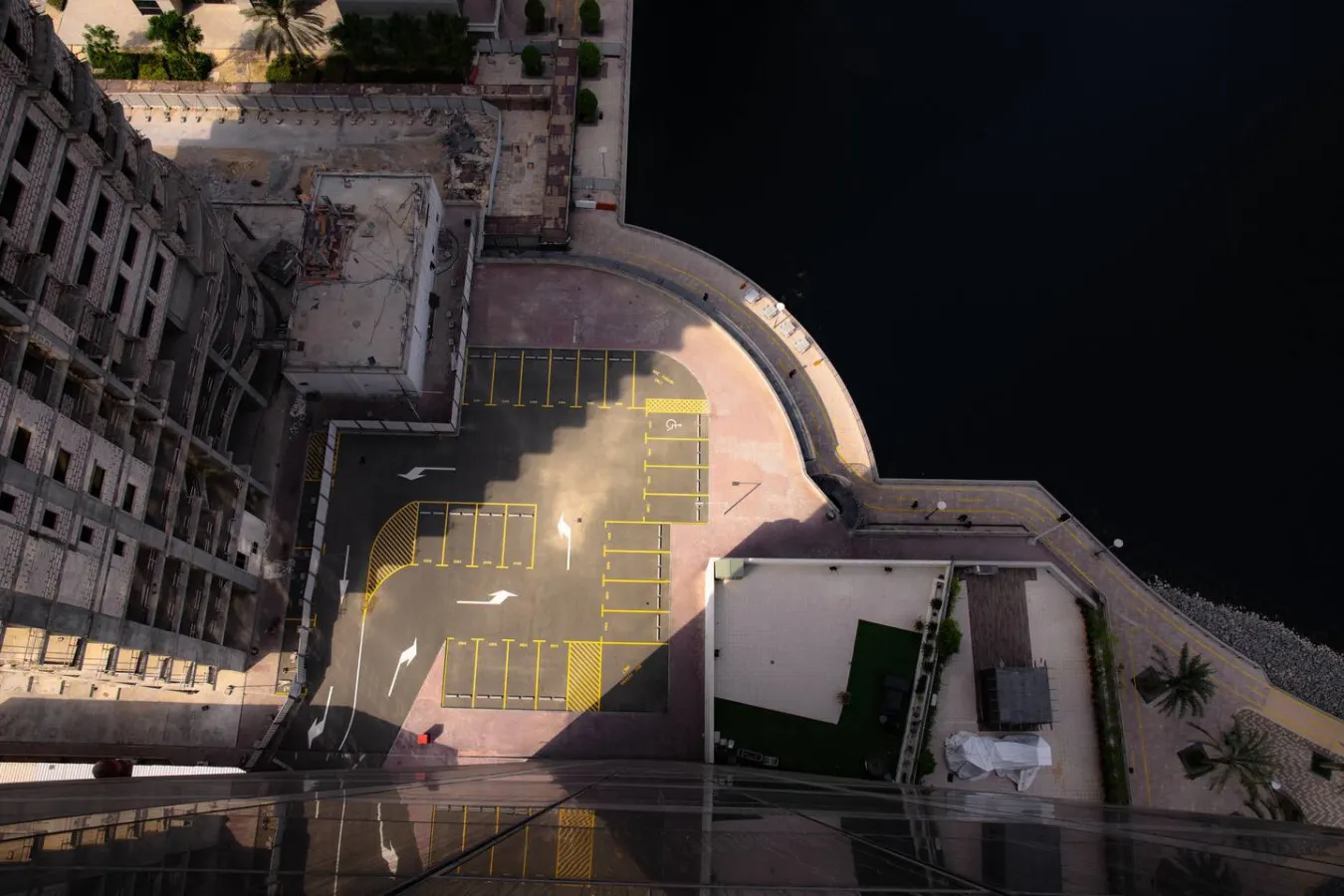 Jumeriah Lake Tower - Lake View (JLT) (MAG214) (2) 14