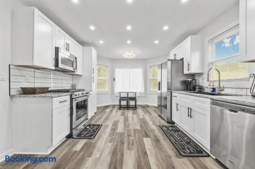 Spacious 3BR Loganville Retreat w/ Yard — photo 3