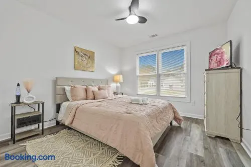 Spacious 3BR Loganville Retreat w/ Yard 6