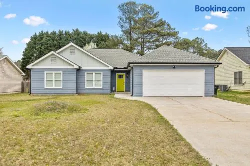 Spacious 3BR Loganville Retreat w/ Yard 7