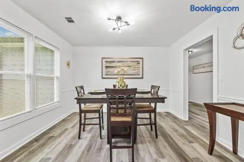 Spacious 3BR Loganville Retreat w/ Yard 8