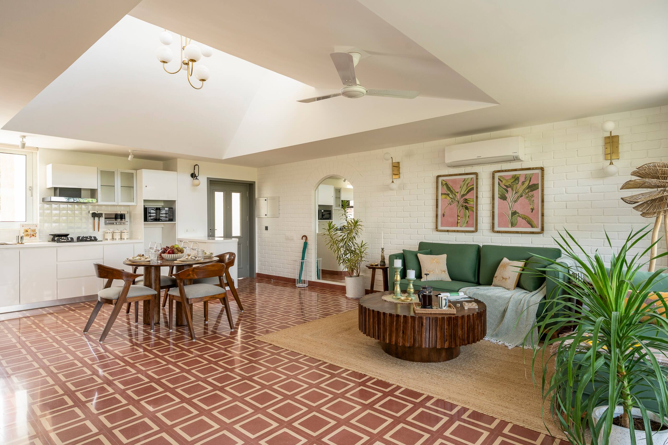 ElVolar Peaceful 2BHK Apartment w/ Balcony