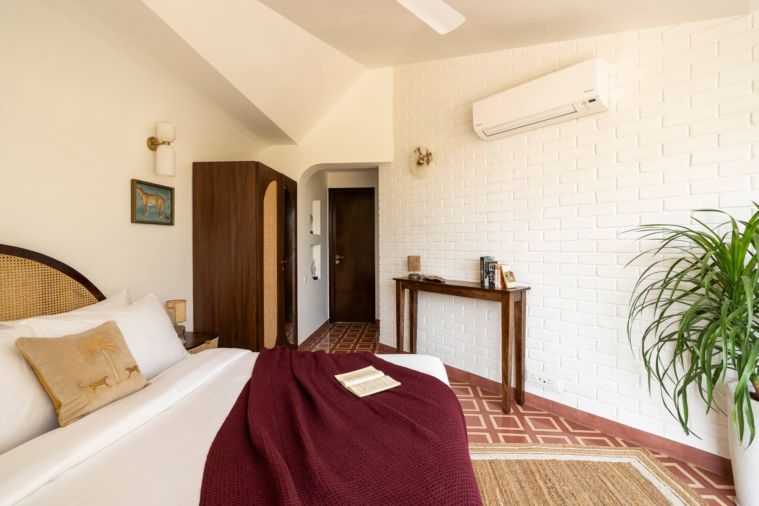 ElVolar Peaceful 2BHK Apartment w/ Balcony 18