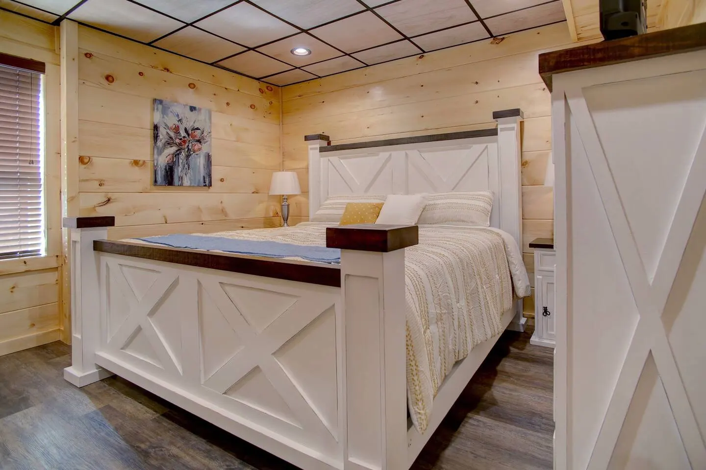 NEW BUILD-5BD-Hottub-WIFI-Theater-Pool Tble-ROKU 16