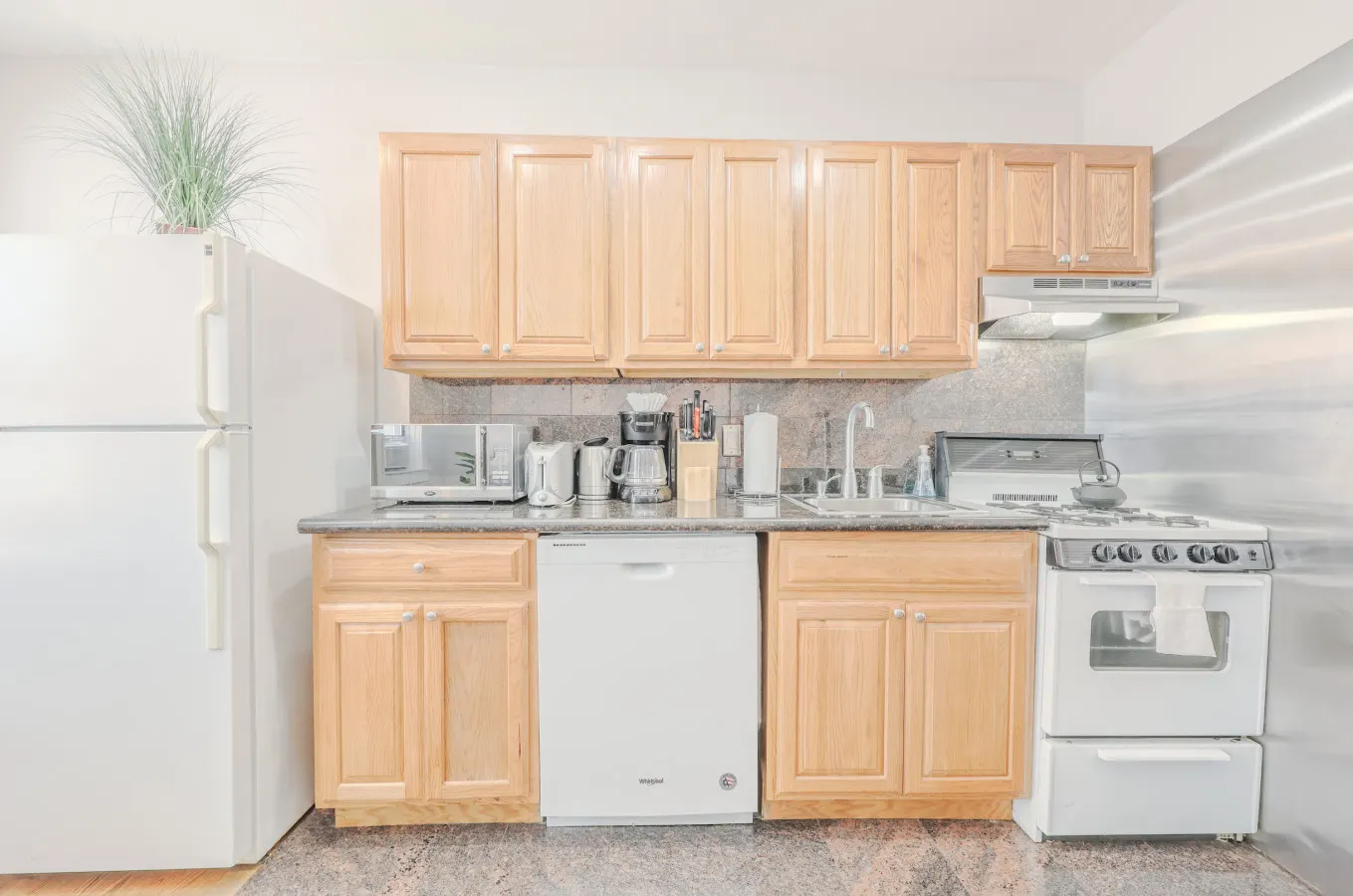 Simple 1BR w/ 99 WalkScore, Fast Wifi + SmartLock 8