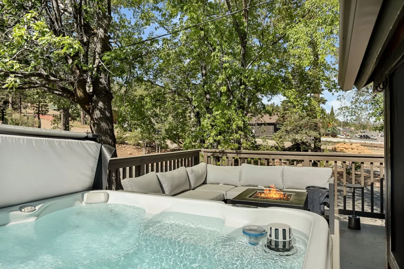 Slope & Cedar House | Hot tub, Steps 2 Snow Summit