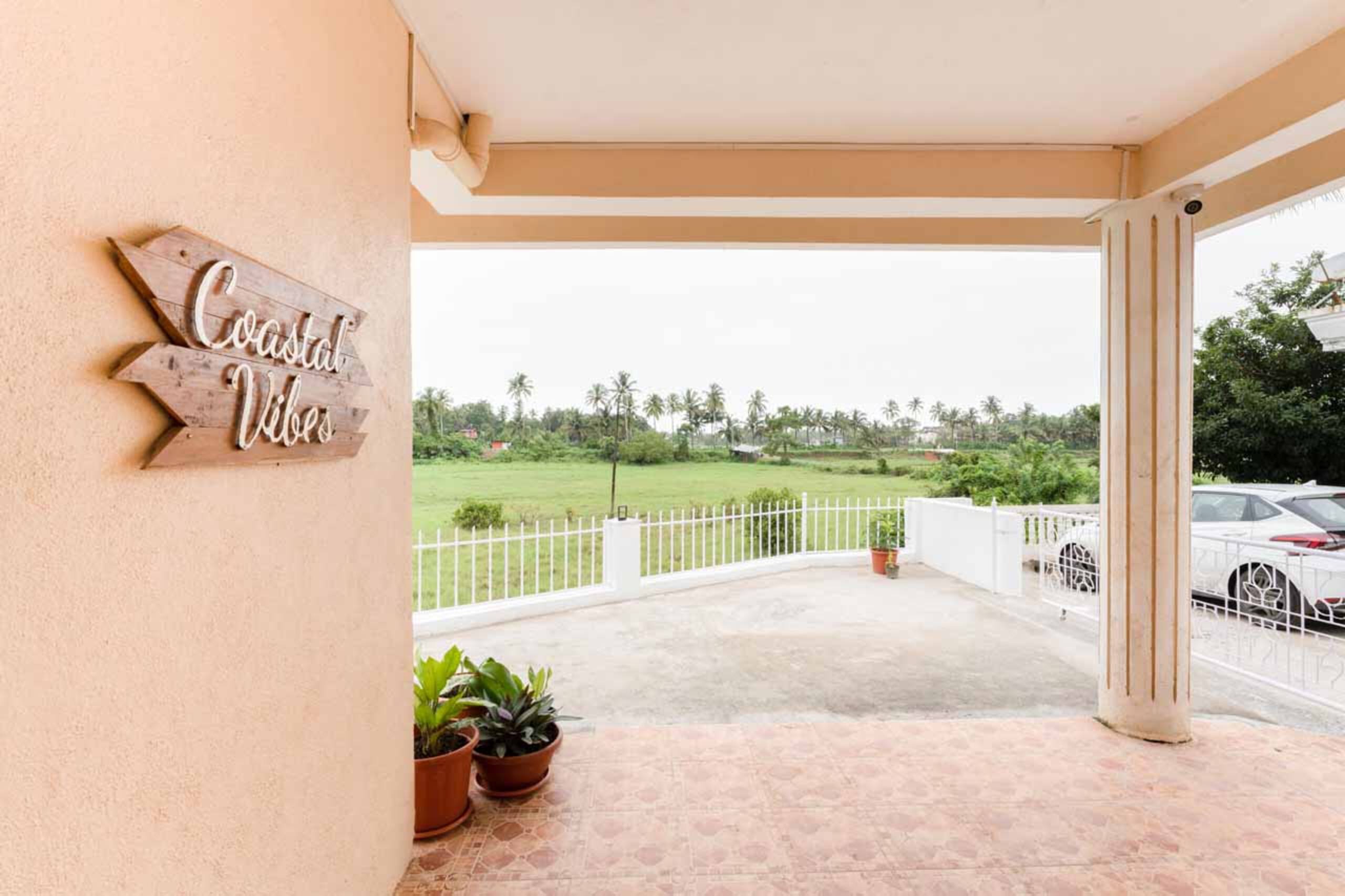 Coastal Vibes - 4 BHK | Field View | 1 km to beach 30
