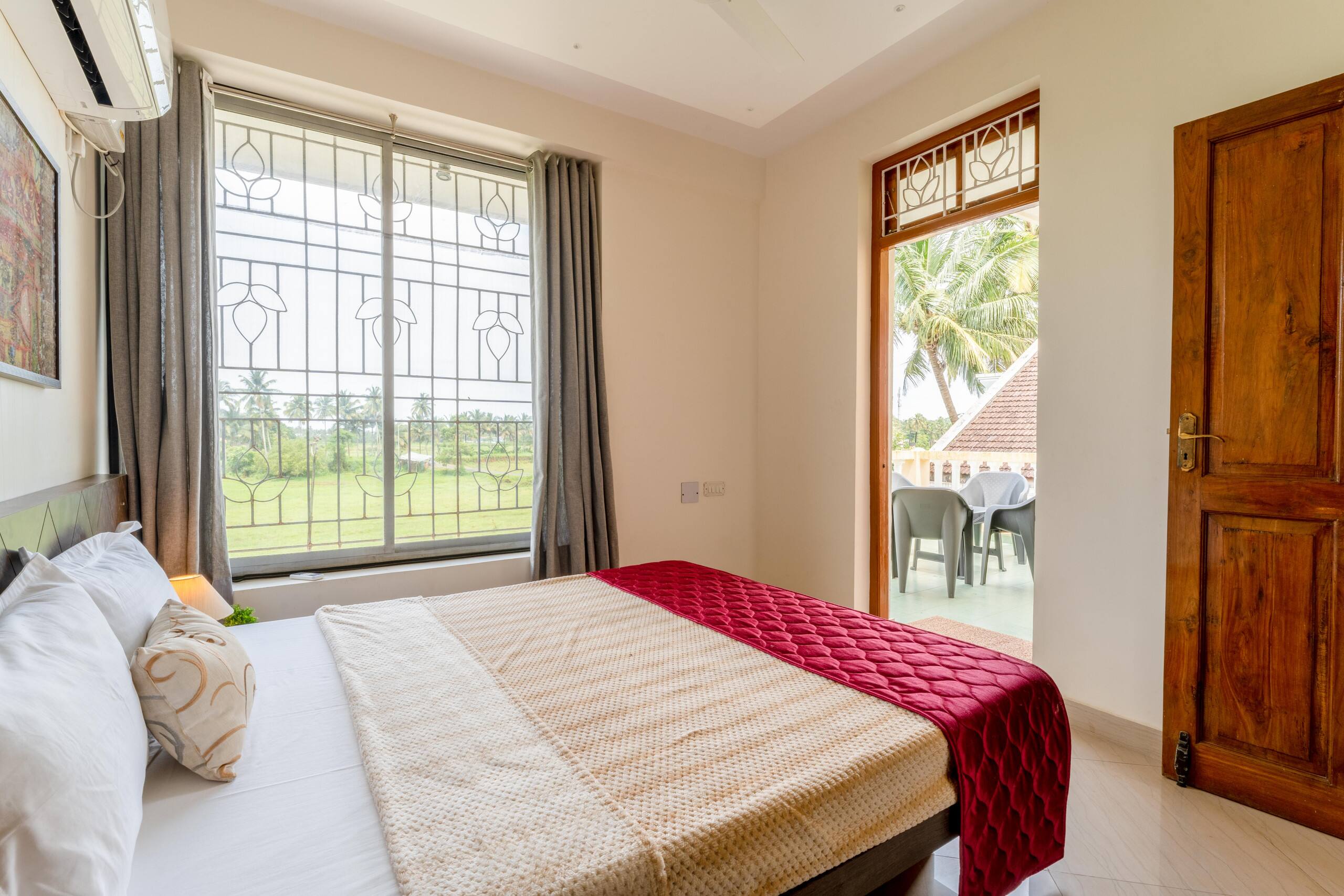 Coastal Vibes - 4 BHK | Field View | 1 km to beach 9
