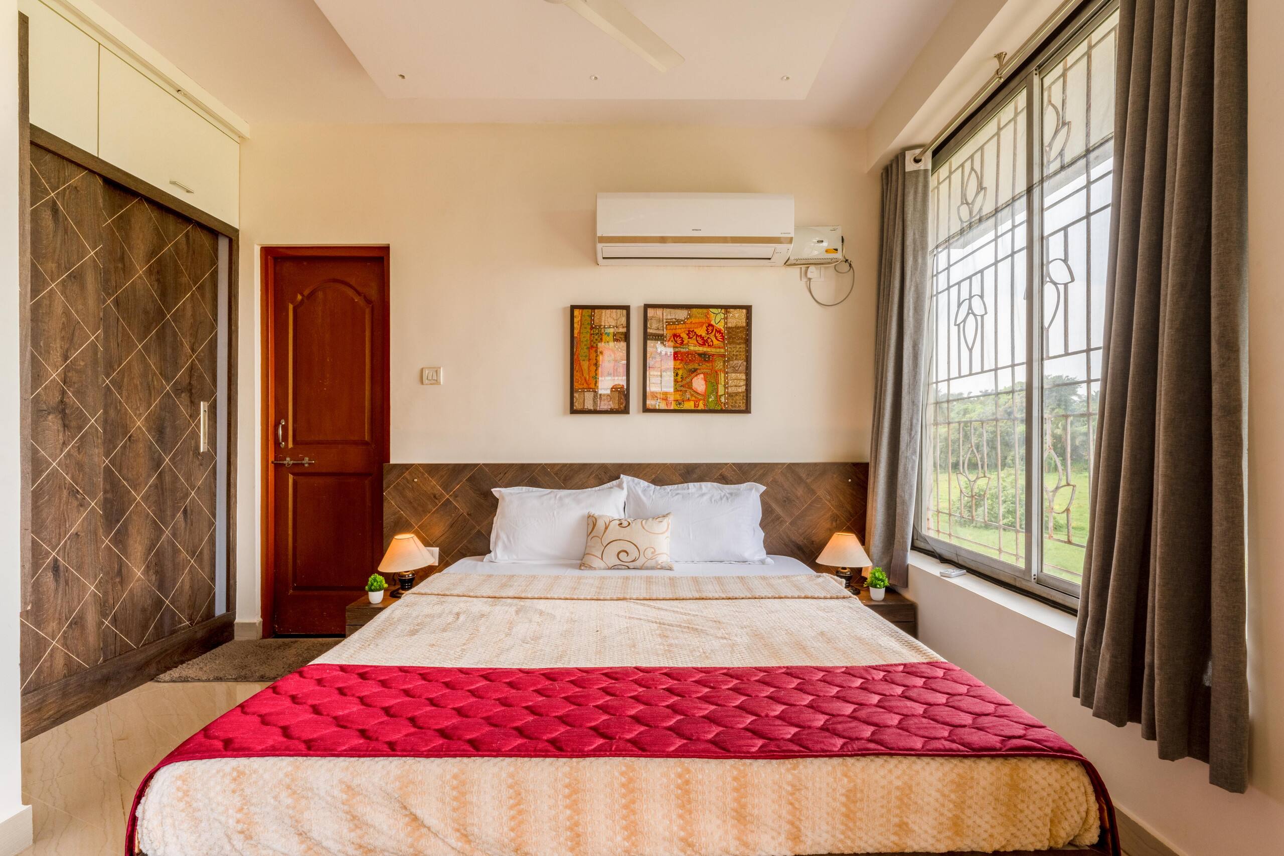Coastal Vibes - 4 BHK | Field View | 1 km to beach 6