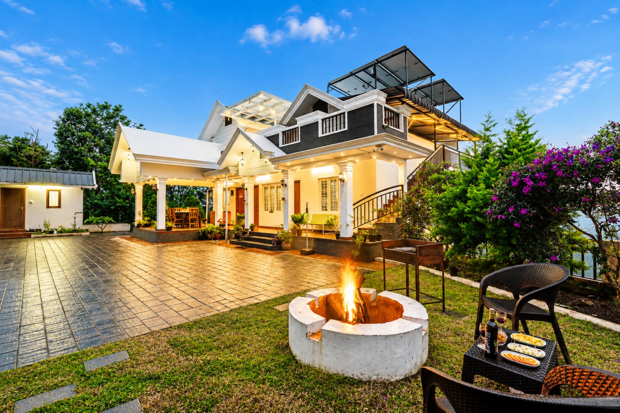 Titha 3BR Villa w/ Valley View Munnar By Homeyhuts 36