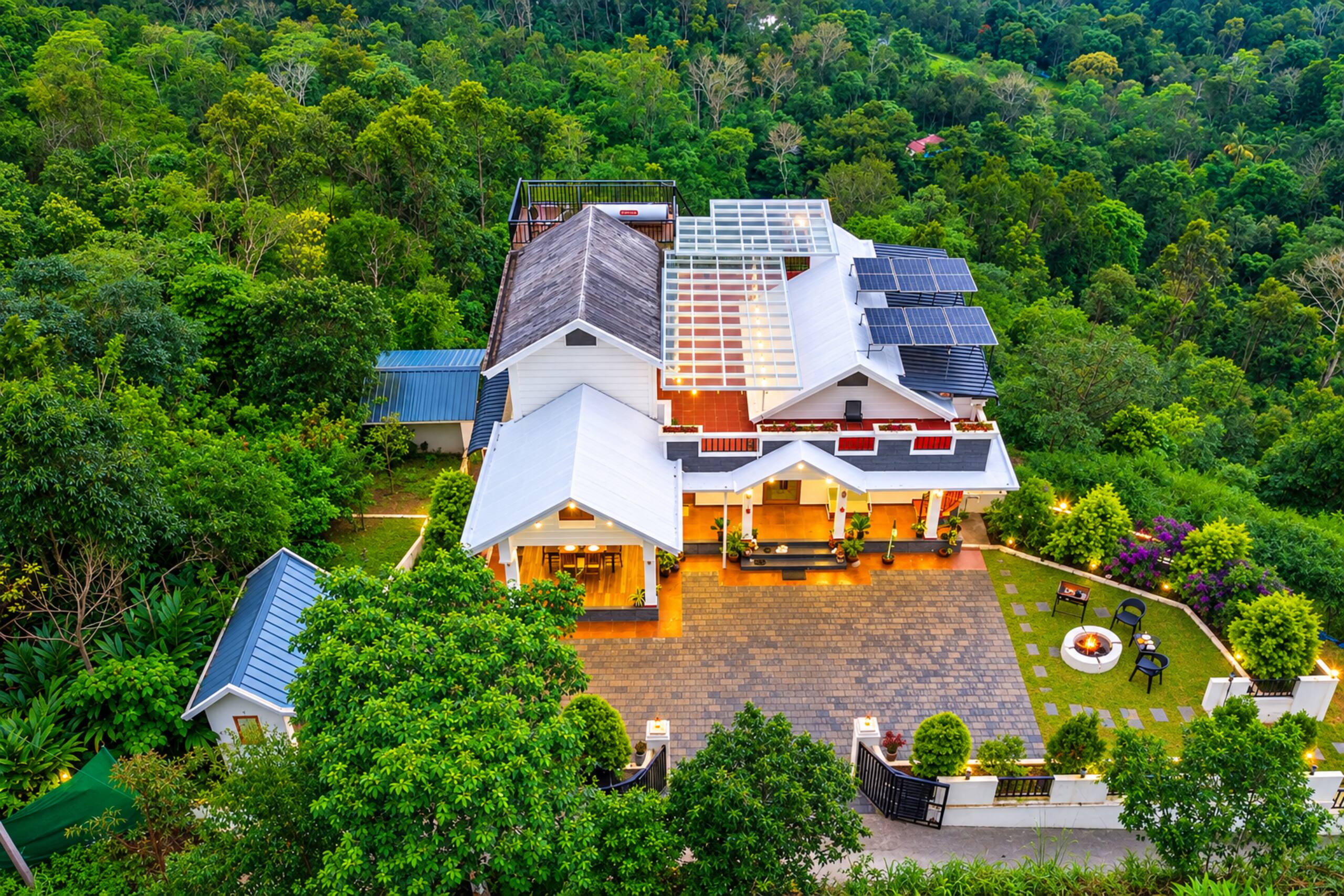Titha 3BR Villa w/ Valley View Munnar By Homeyhuts 6
