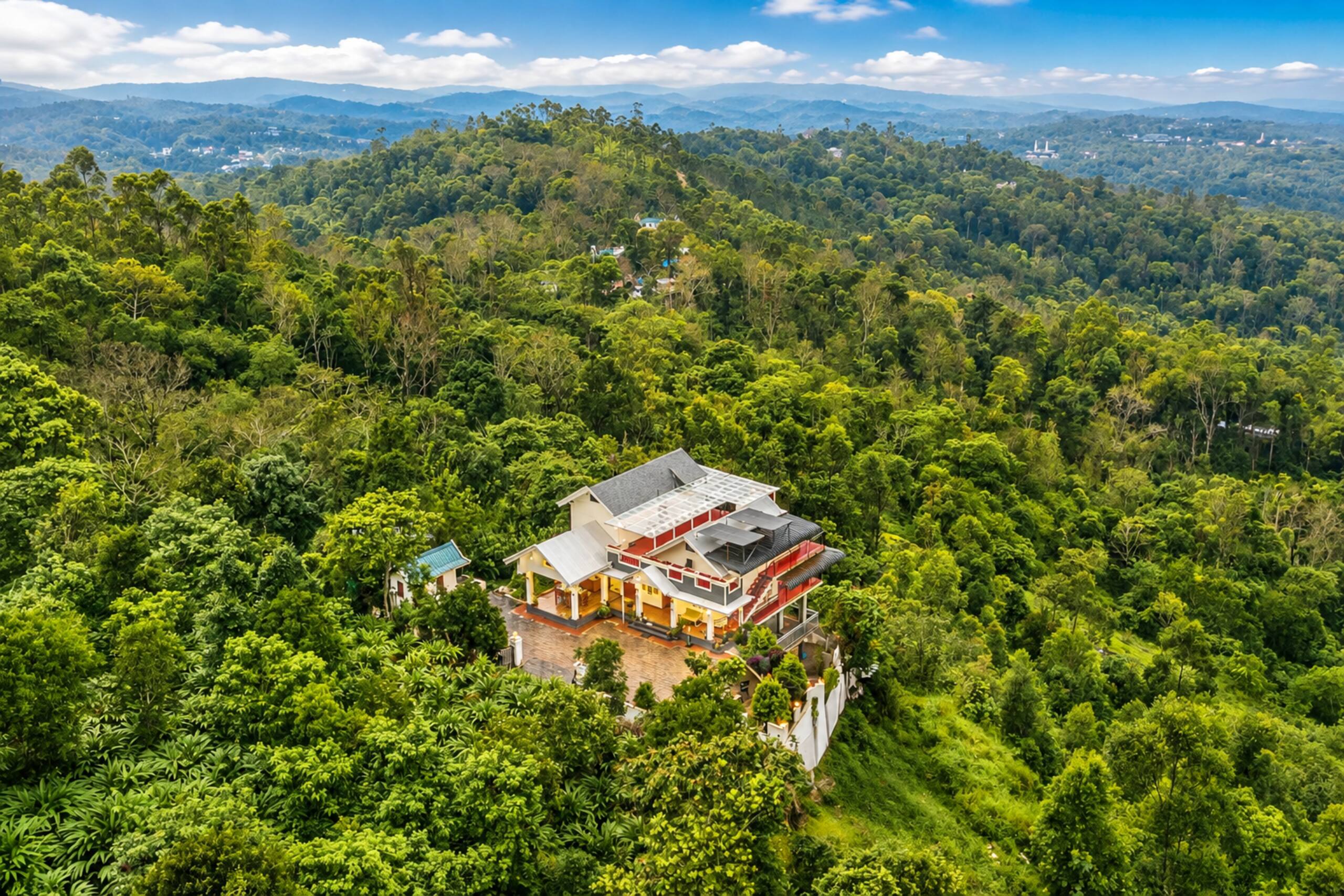 Titha 3BR Villa w/ Valley View Munnar By Homeyhuts 1