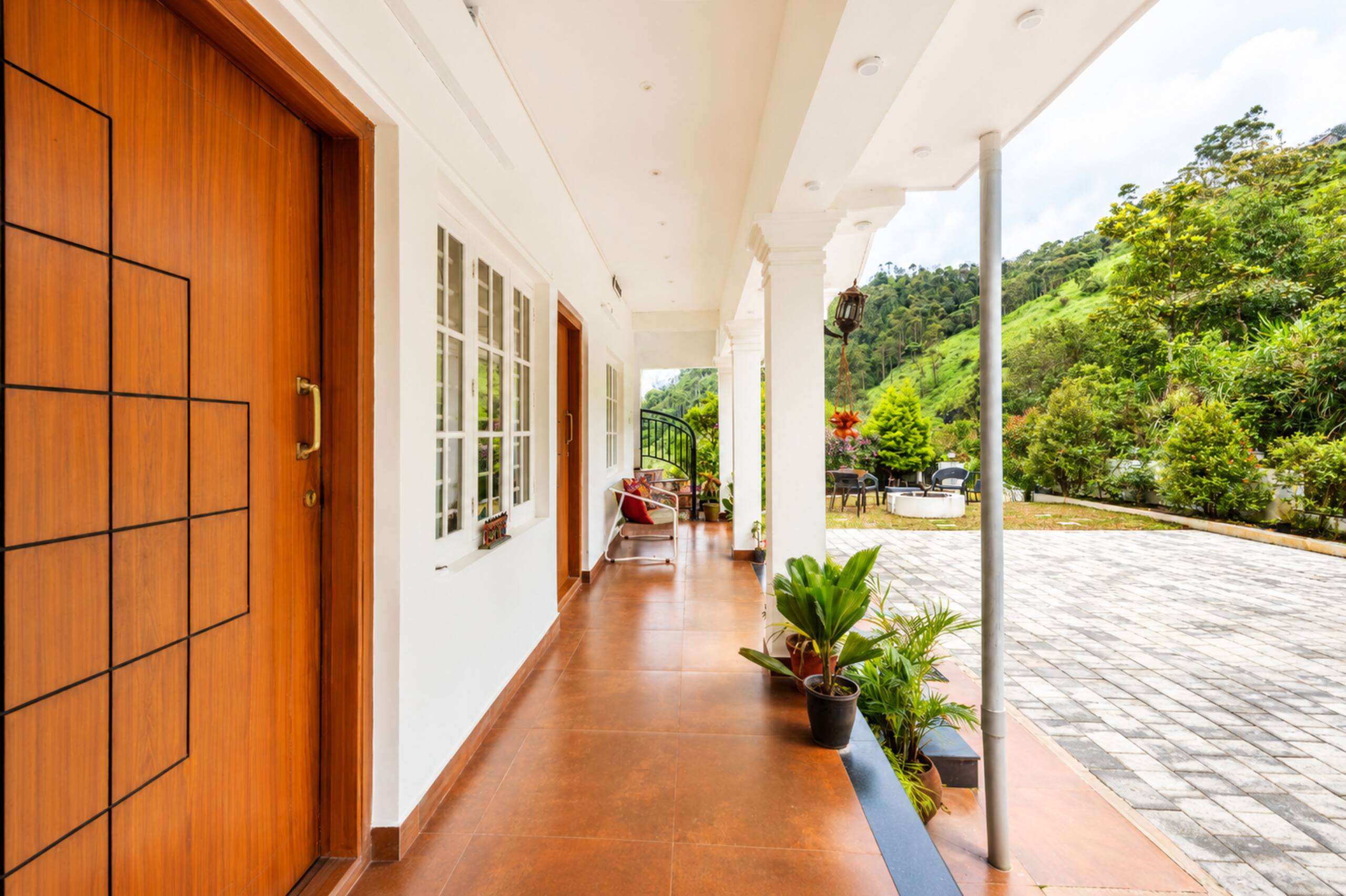 Titha 3BR Villa w/ Valley View Munnar By Homeyhuts 32