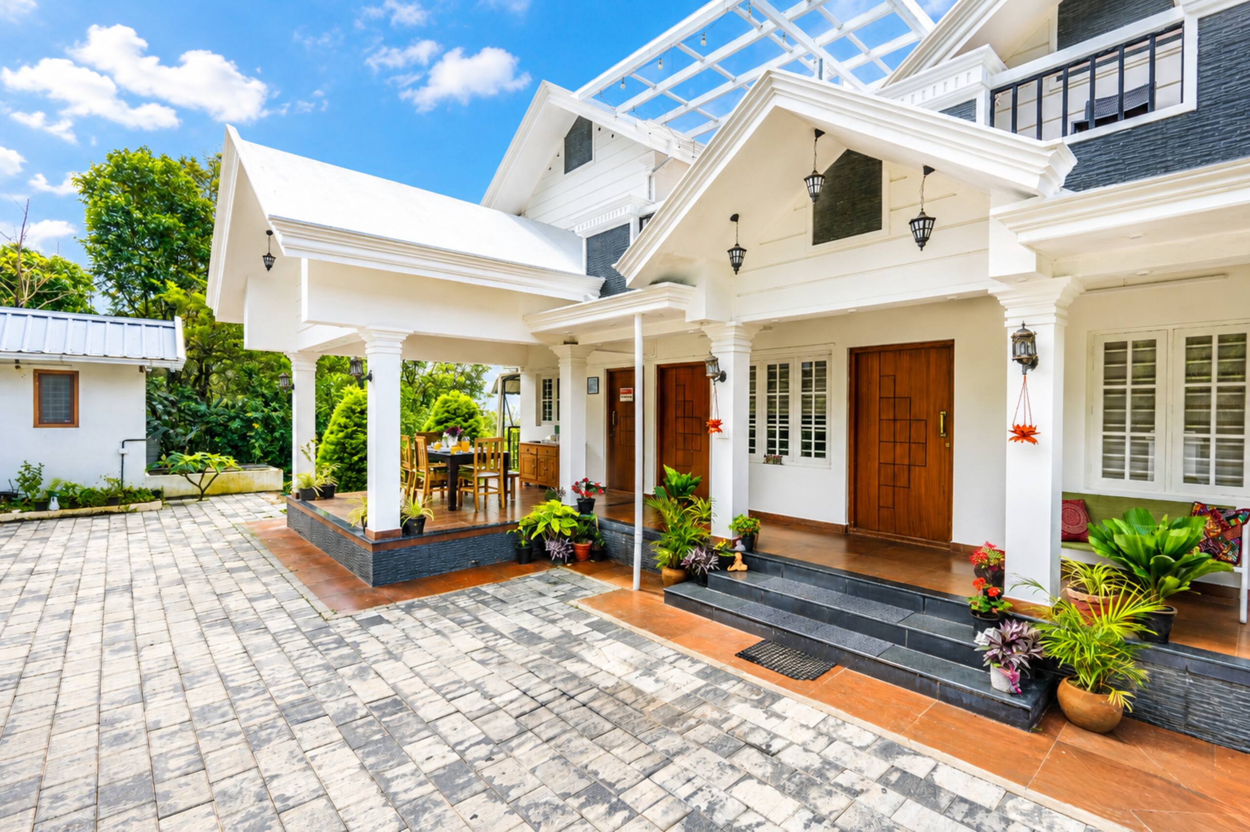 Titha 3BR Villa w/ Valley View Munnar By Homeyhuts 30