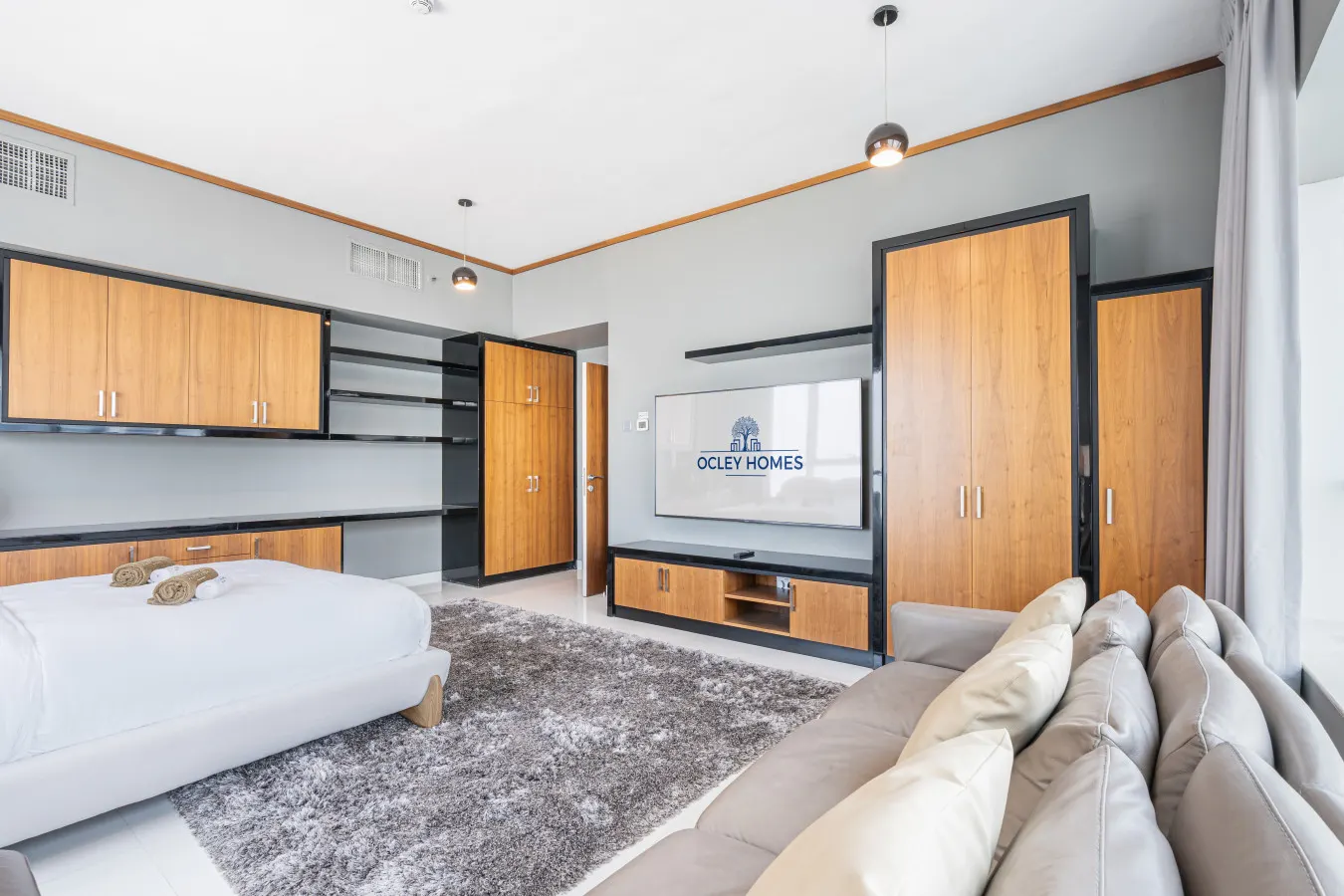 Elegant Home on 64th Floor w/ Stunning Palm Views 13