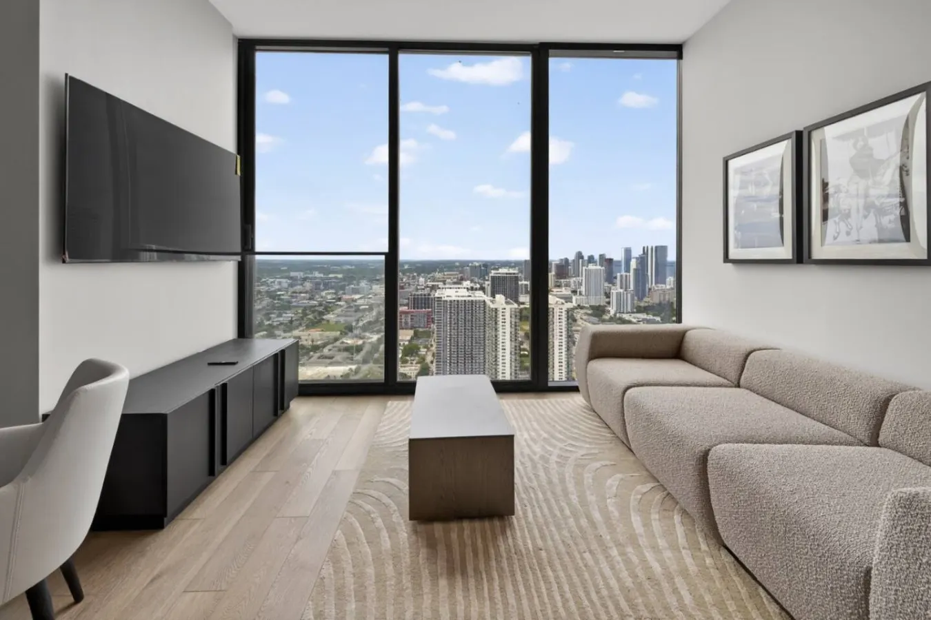 2BR Miami Luxury Suite in Condo w/Resort Amenities — photo 5