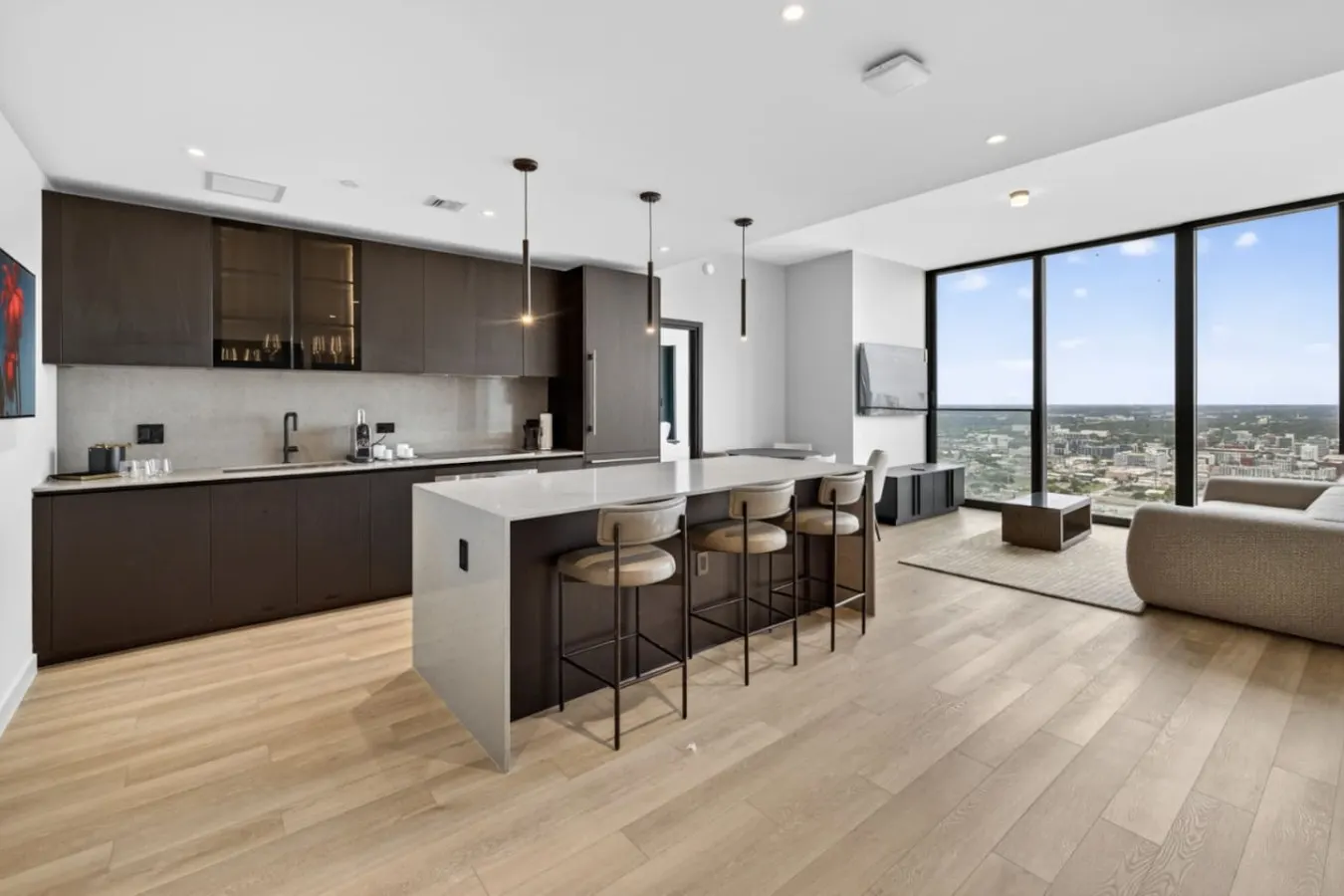2BR Miami Luxury Suite in Condo w/Resort Amenities 8