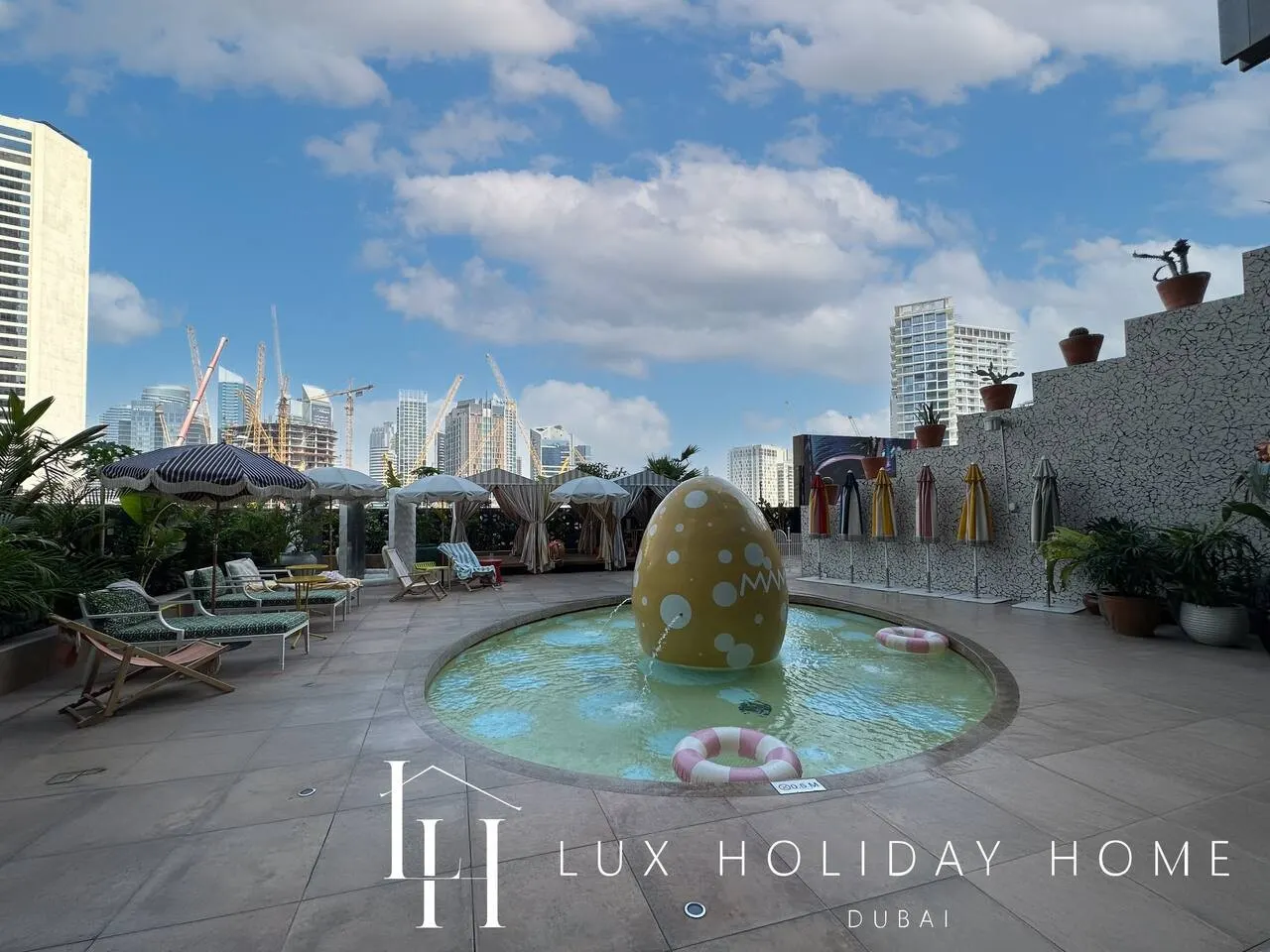 LUX The Five Star Modern Studio 2 19