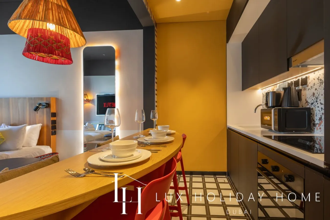 LUX The Five Star Modern Studio 2 7