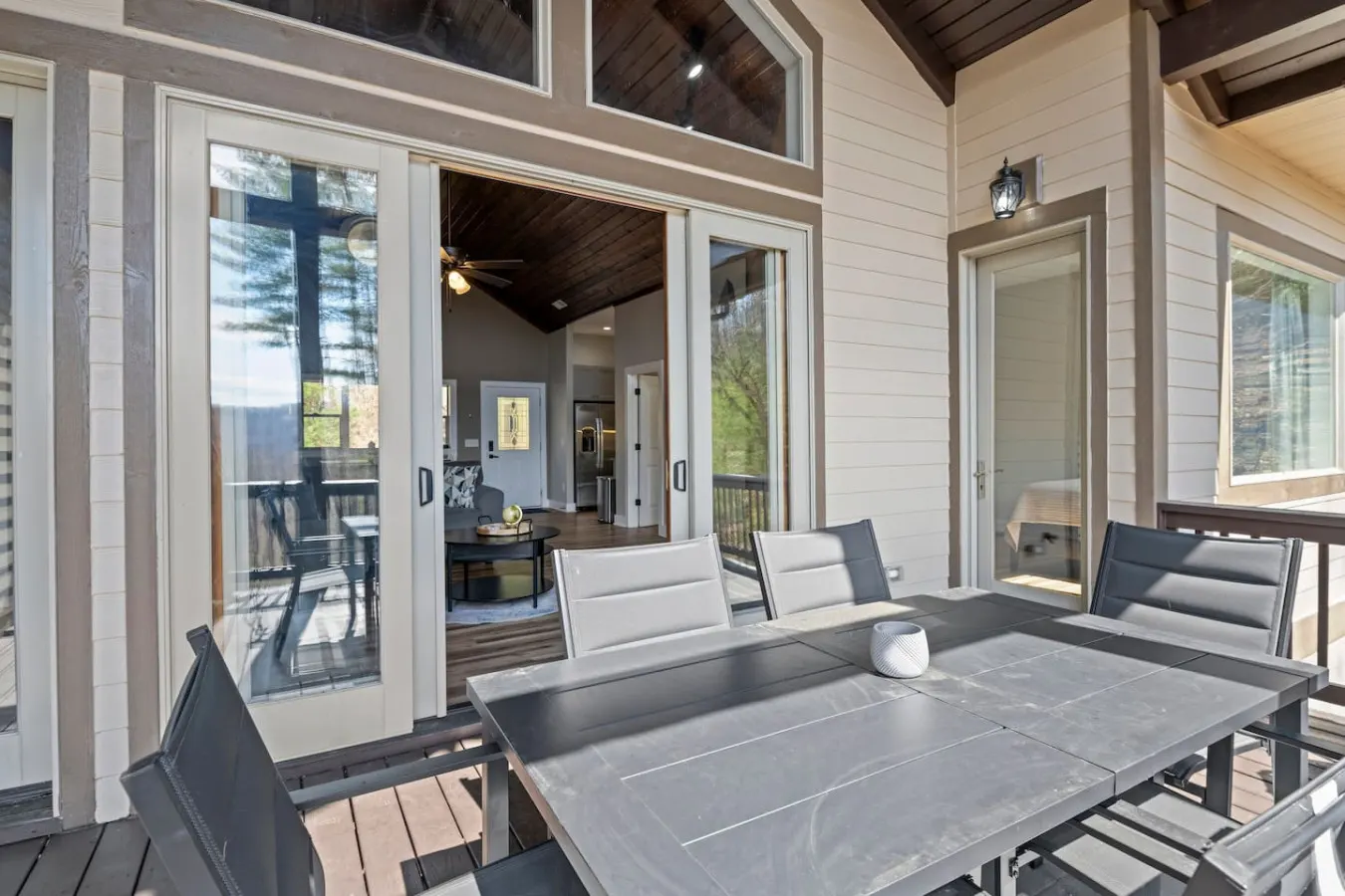 4 Units Perfect for big groups or families! 5