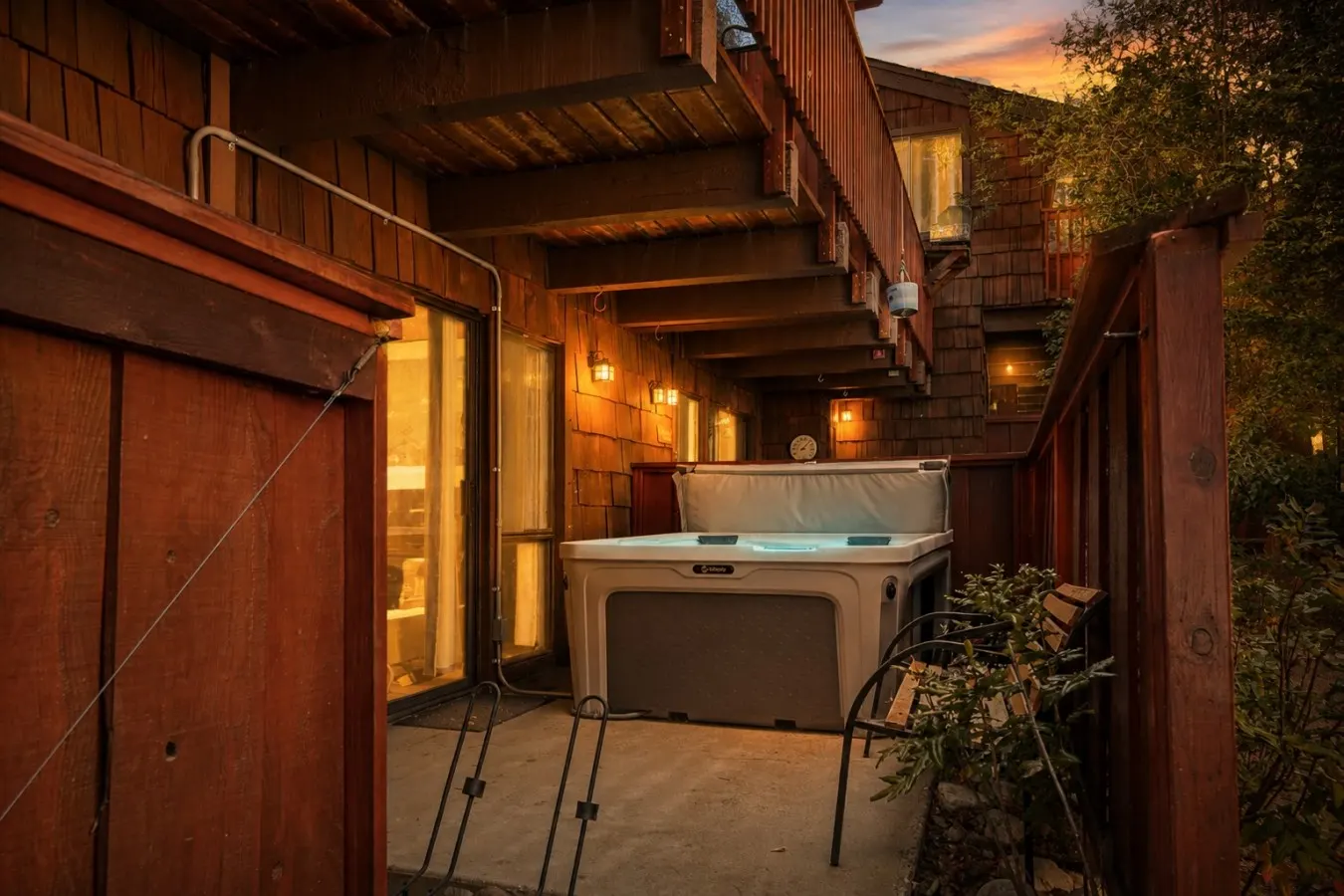 Après All Day | Walk to Summit, Community Hot Tub