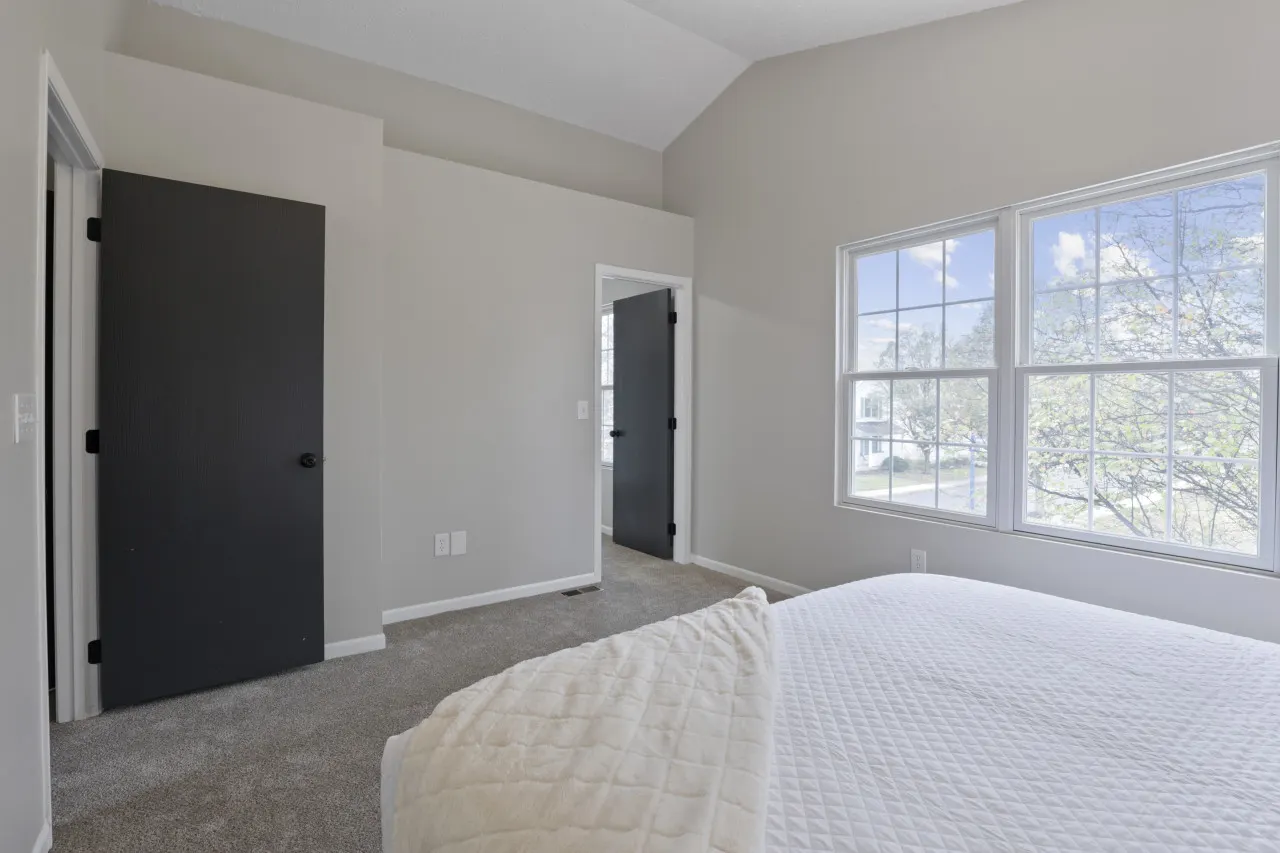 Columbus Corporate 16