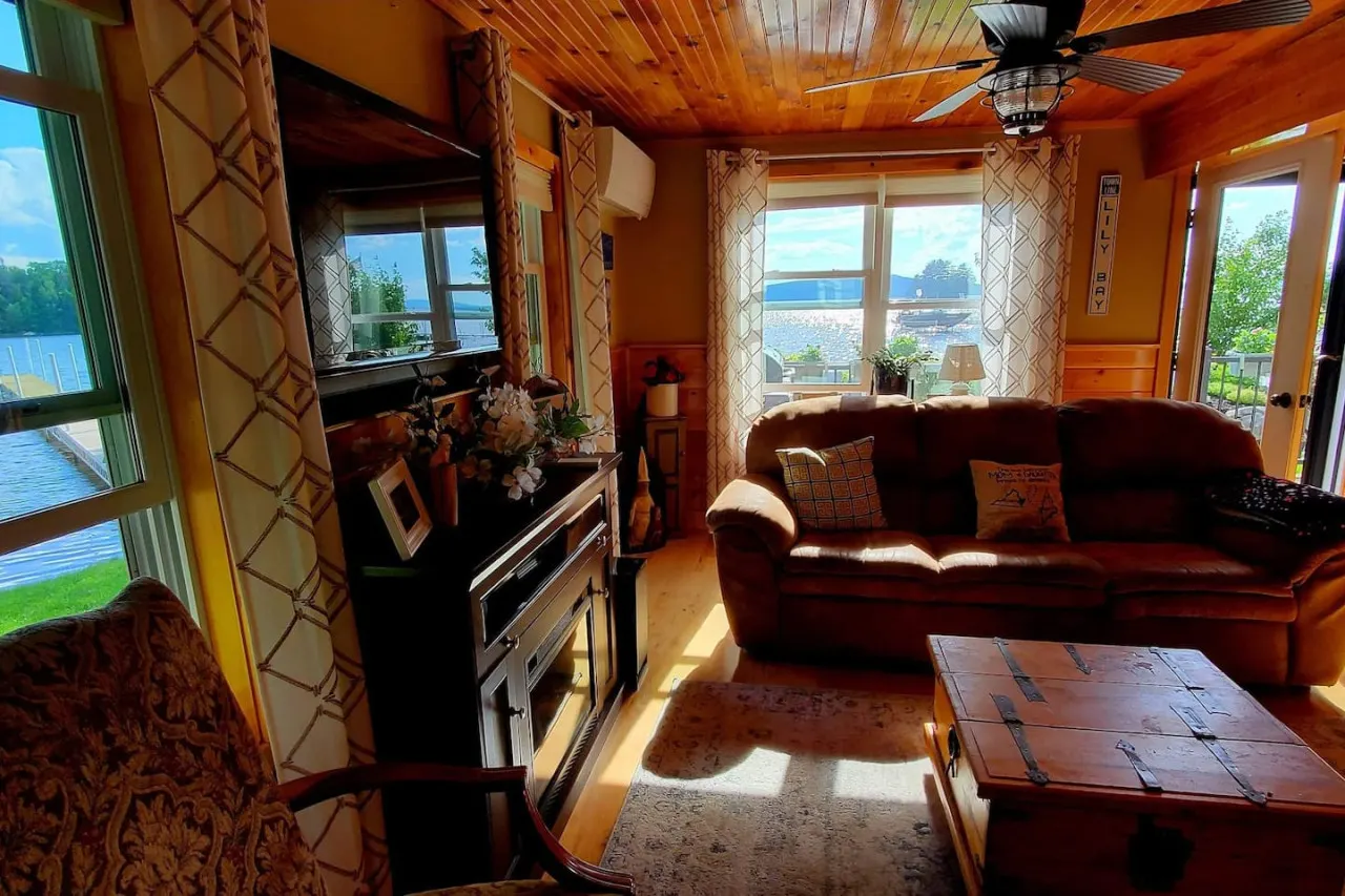 Cozy Cottage 15