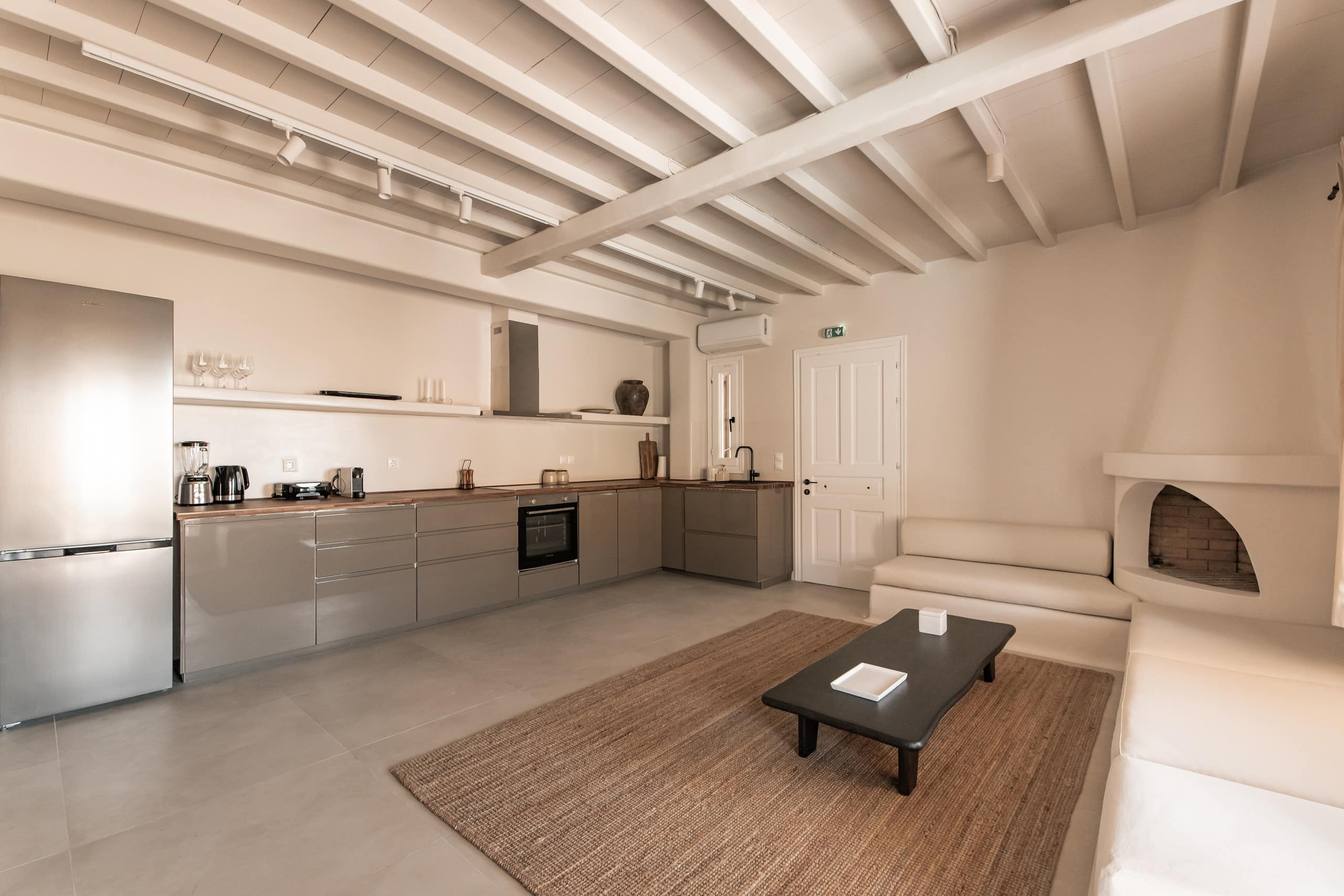 Lithos Mykonos Story 13