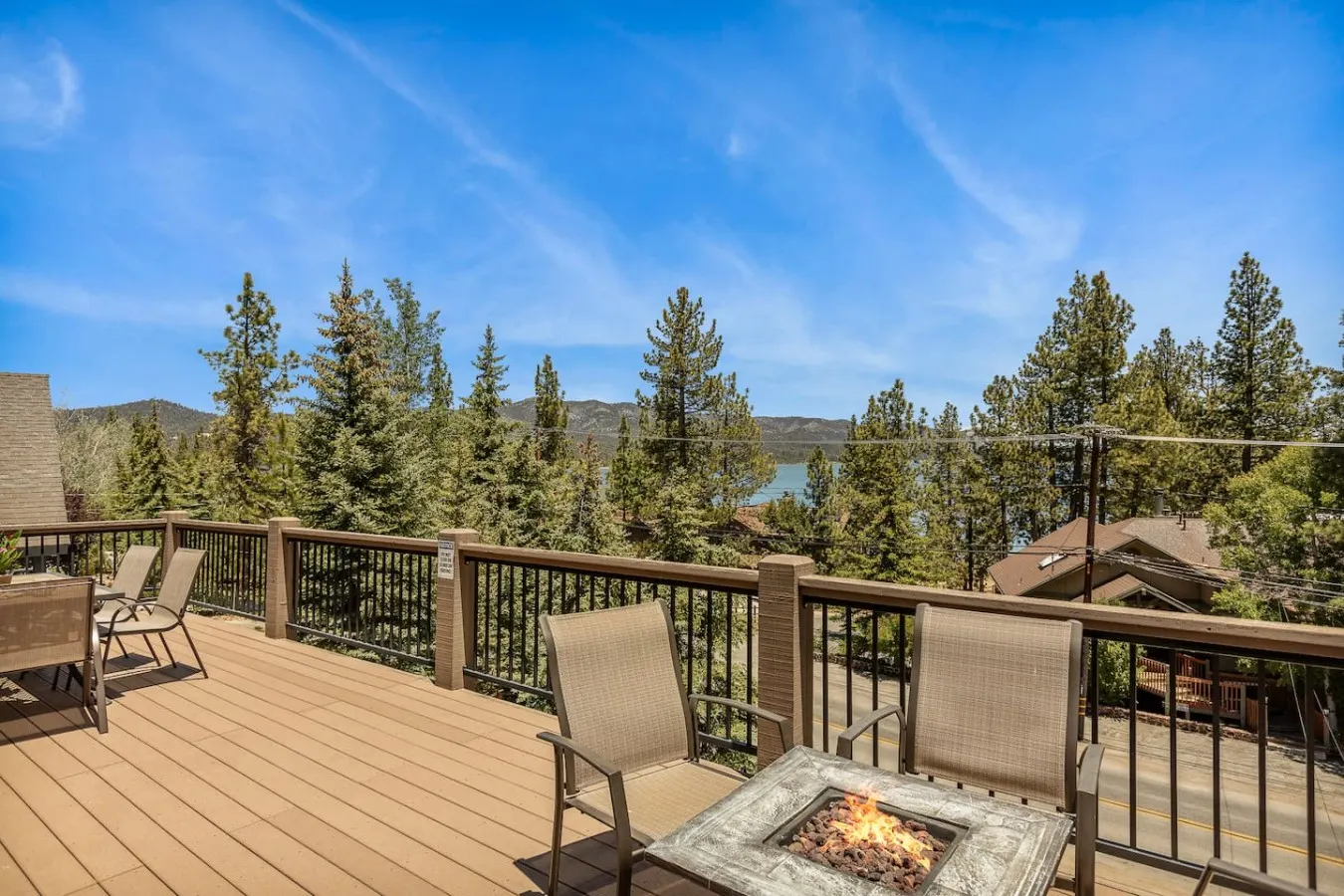 Snowboard Shores - Walk to Lake, MTN Views & Games