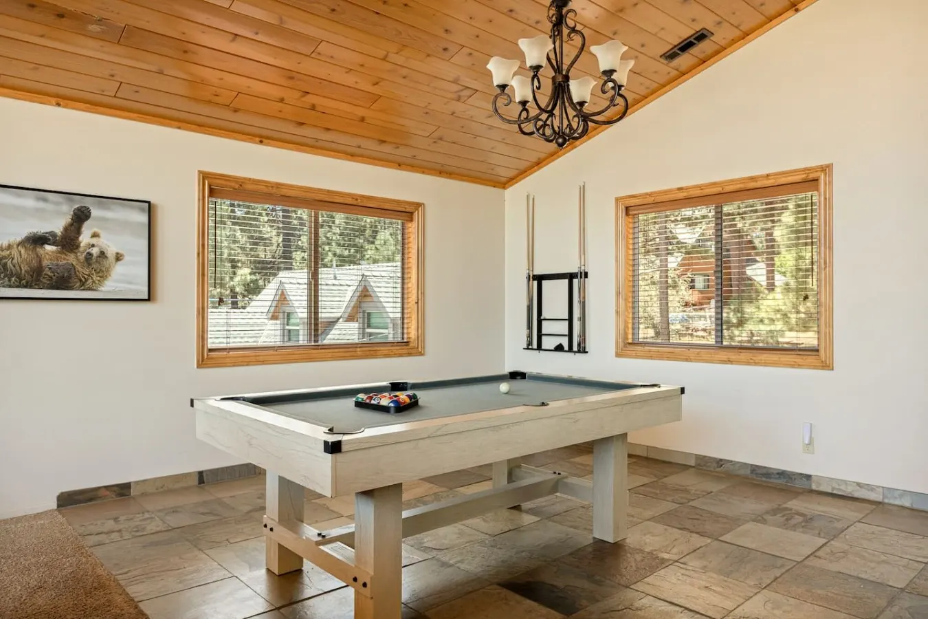 Snowboard Shores - Walk to Lake, MTN Views & Games 16