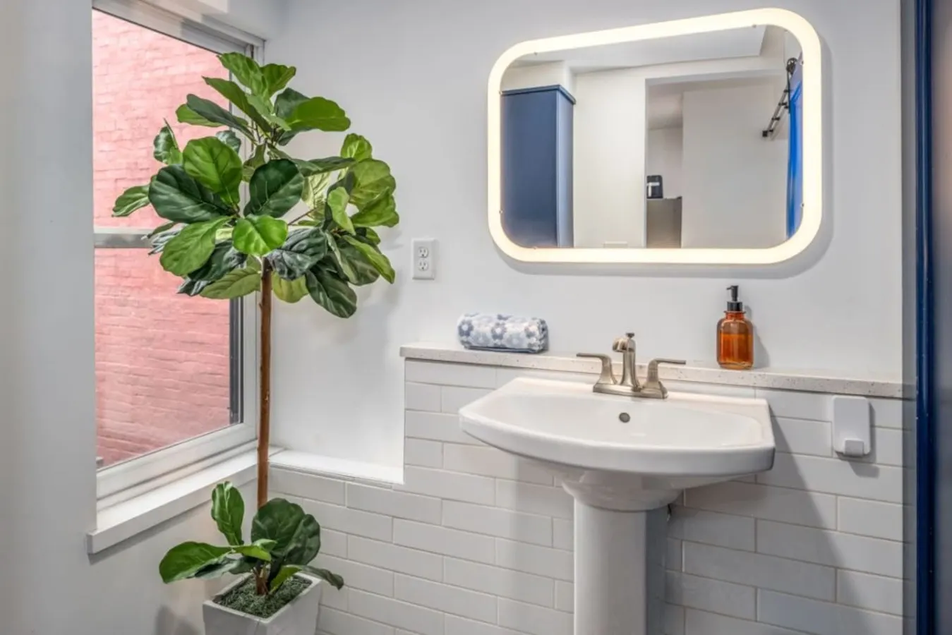 Centrally Located, Private Unit! 16