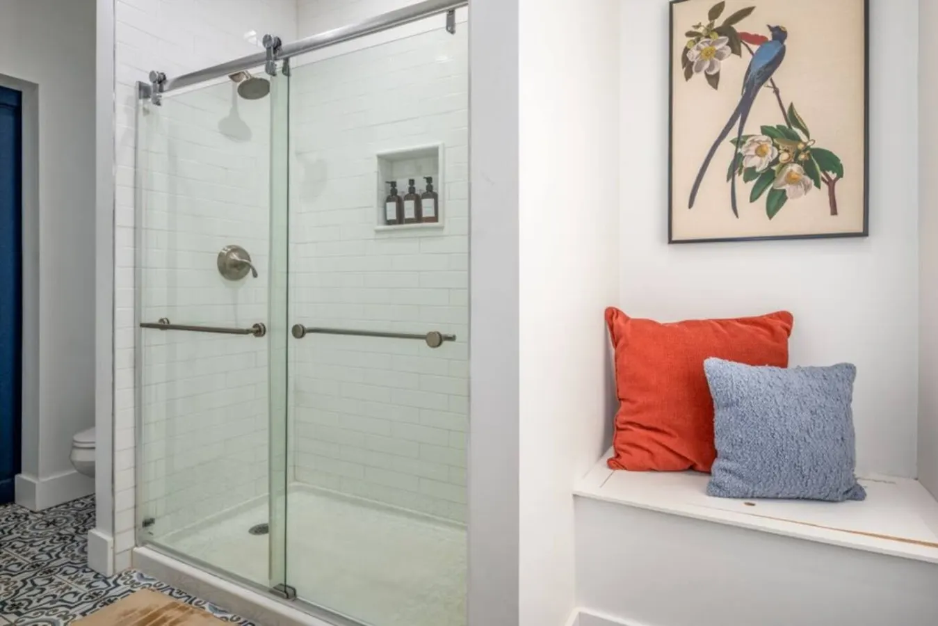 Centrally Located, Private Unit! 17