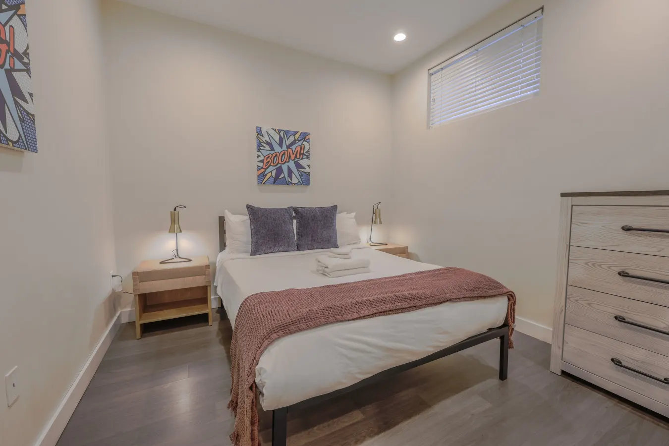 Simple 1br | Financial District | Keyless Entry