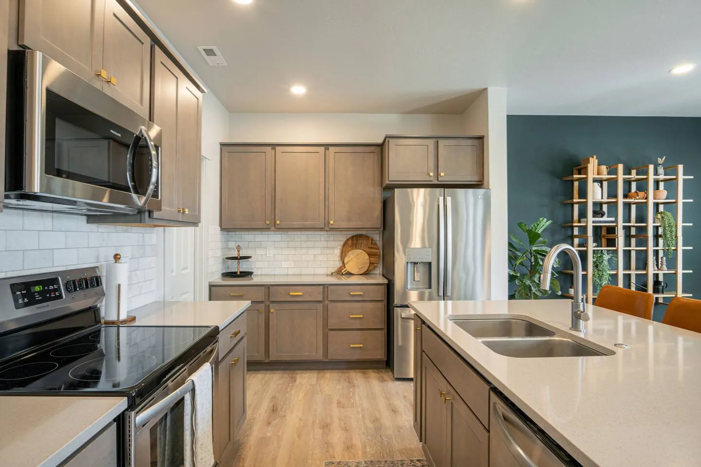 King Suites Sleeps 10 Large Garage St Lukes 11