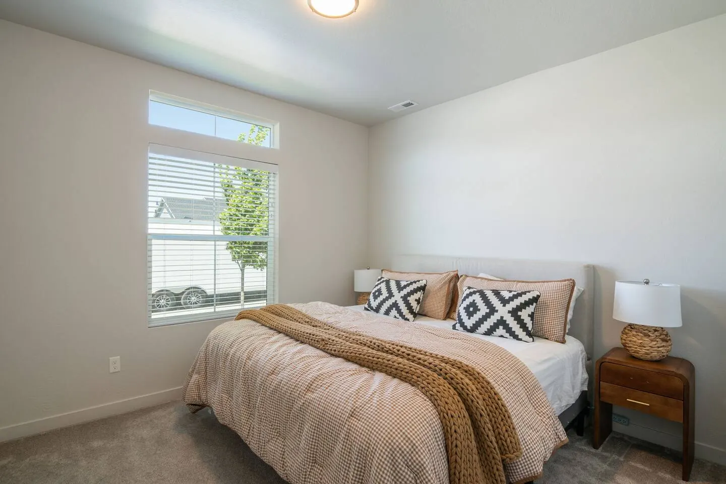 King Suites Sleeps 10 Large Garage St Lukes 18