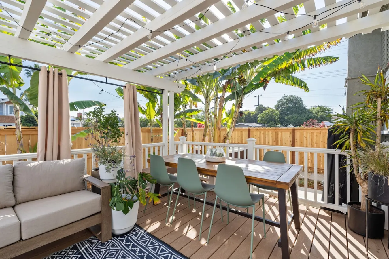 2BR+2BA | Hot Tub, Sauna, BBQ, Free Parking! — photo 3