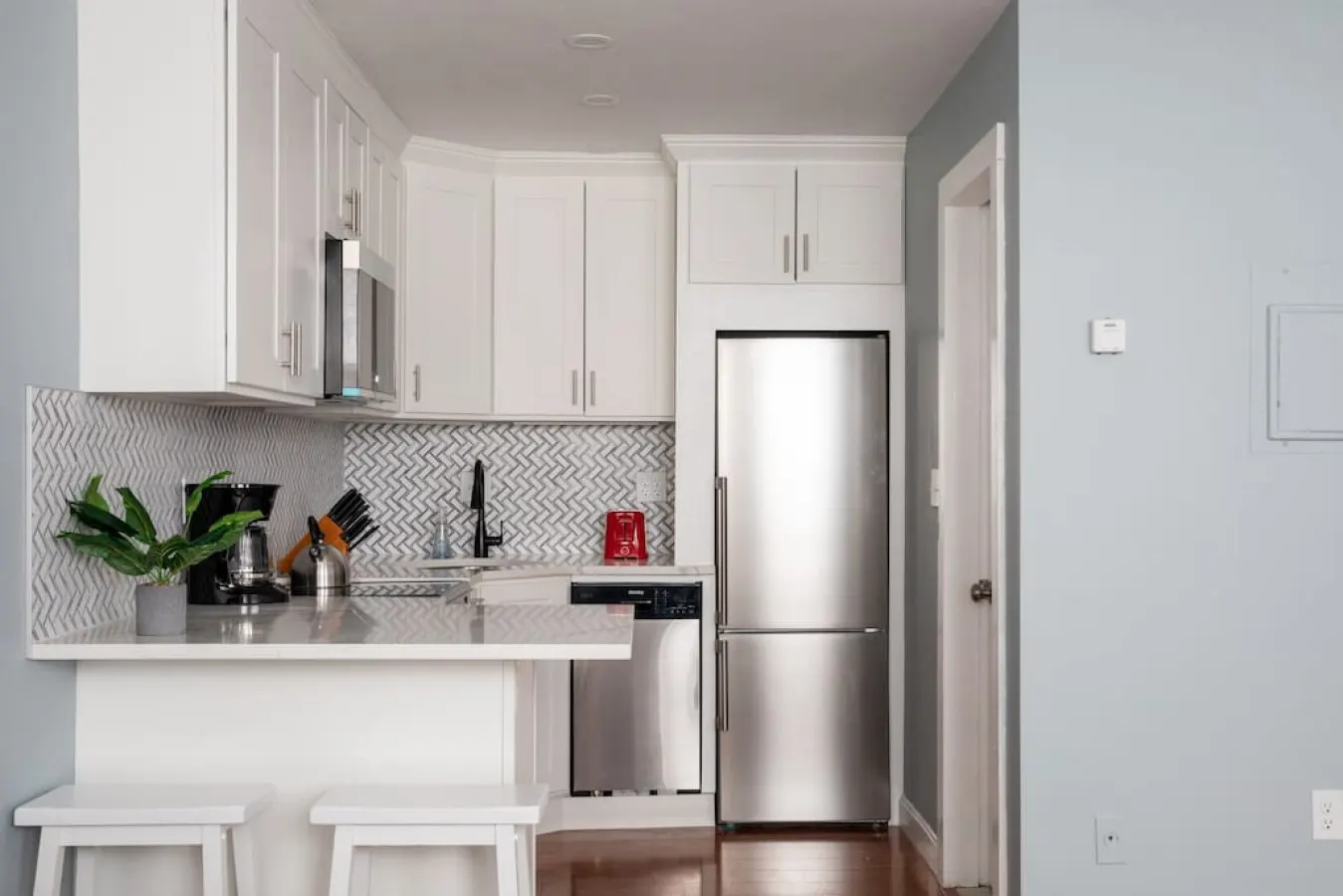 Cozy Back Bay Studio Close to Fenway! 3