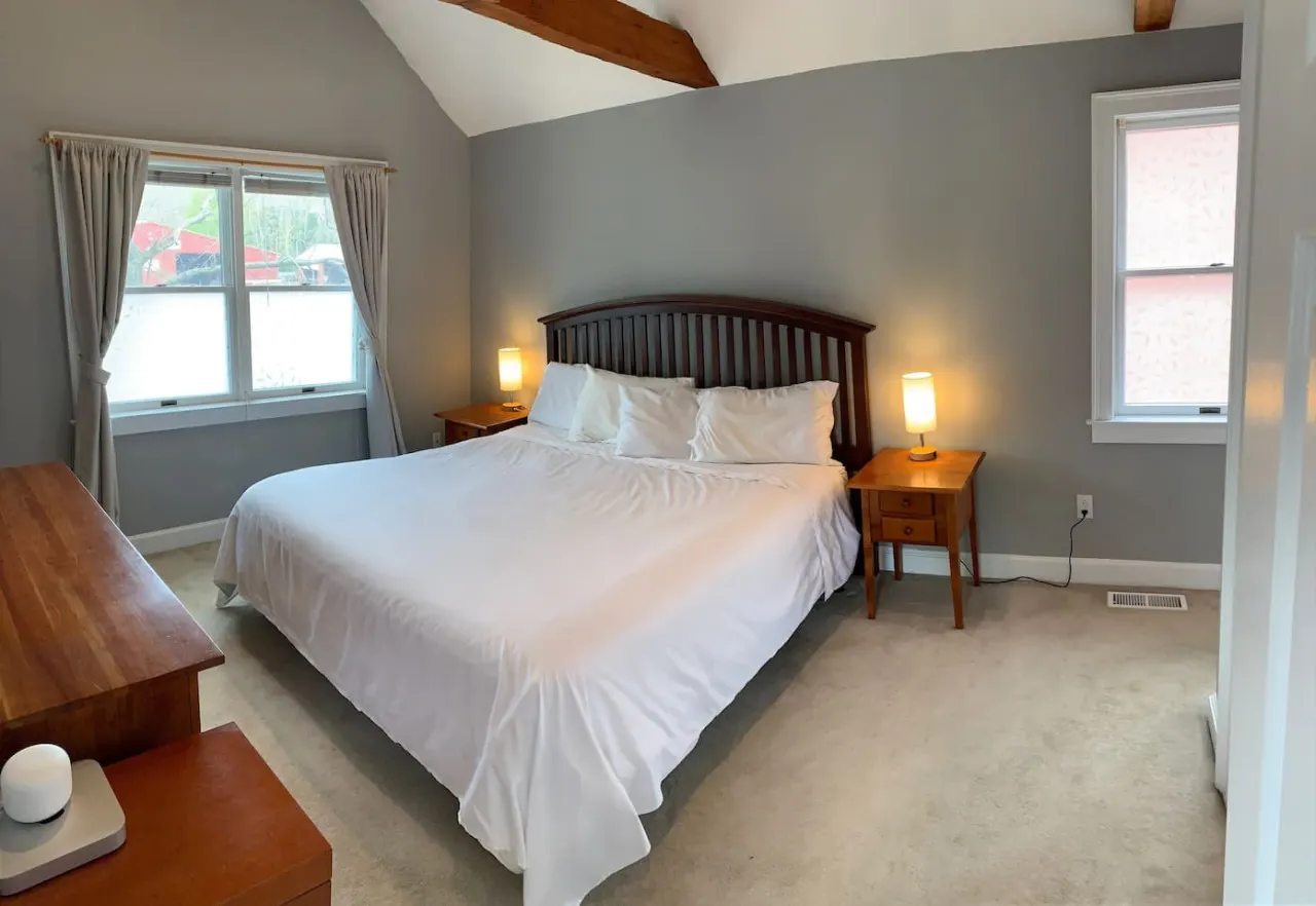 Loft Hideaway in Falmouth Village — photo 4